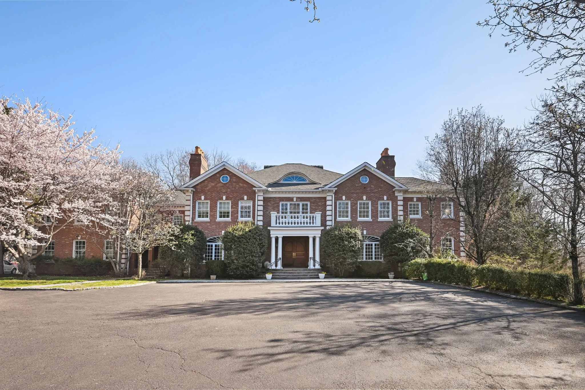 74 Rock Maple Road, For Sale Luxury Home in Greenwich