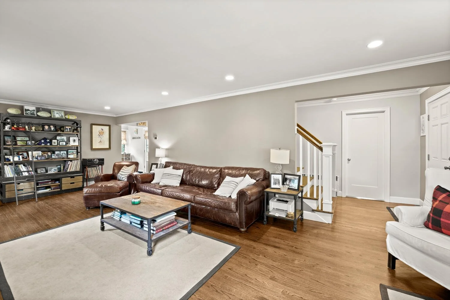 24 Taylor Dr Cos Cob CT 06807-large-006-084-027-1500x1000-72dpi.jpg