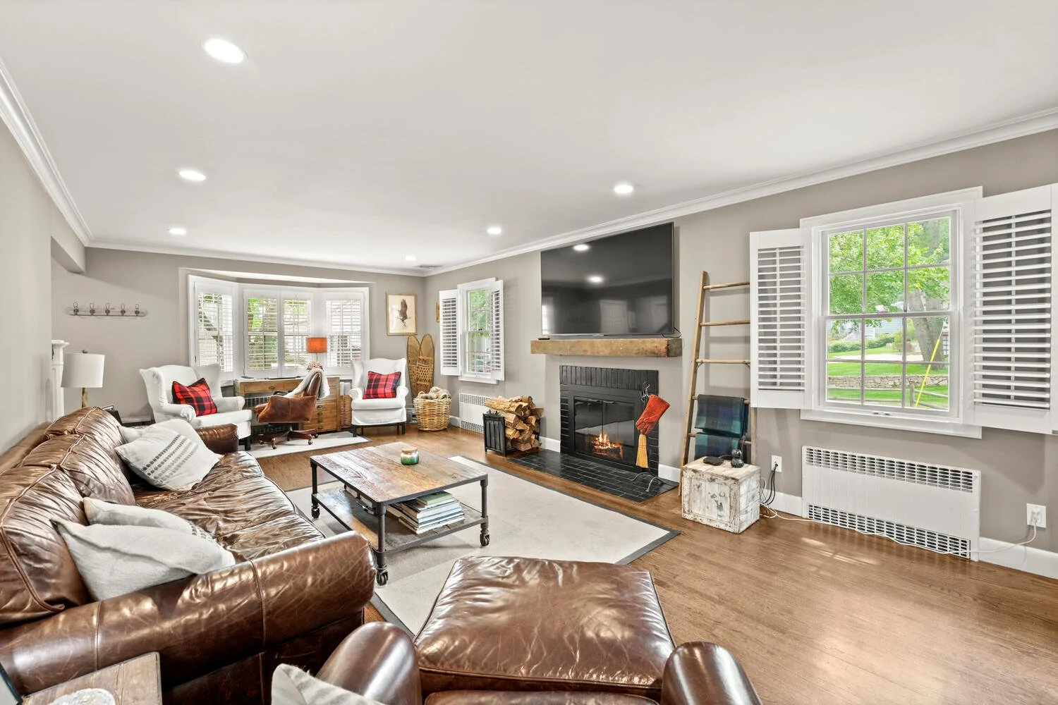 24 Taylor Dr Cos Cob CT 06807-large-013-093-032-1500x1000-72dpi.jpg