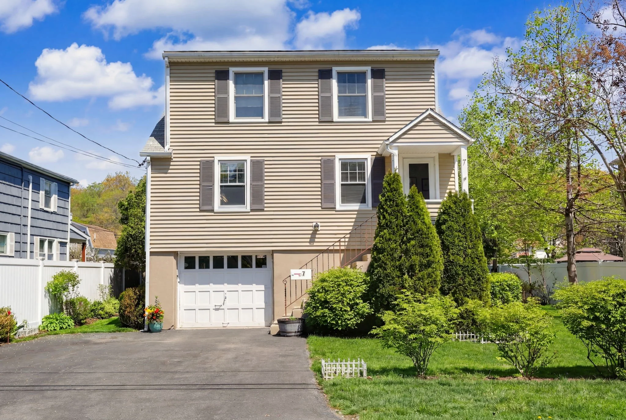 7 Fletcher Ave Greenwich, CT for sale