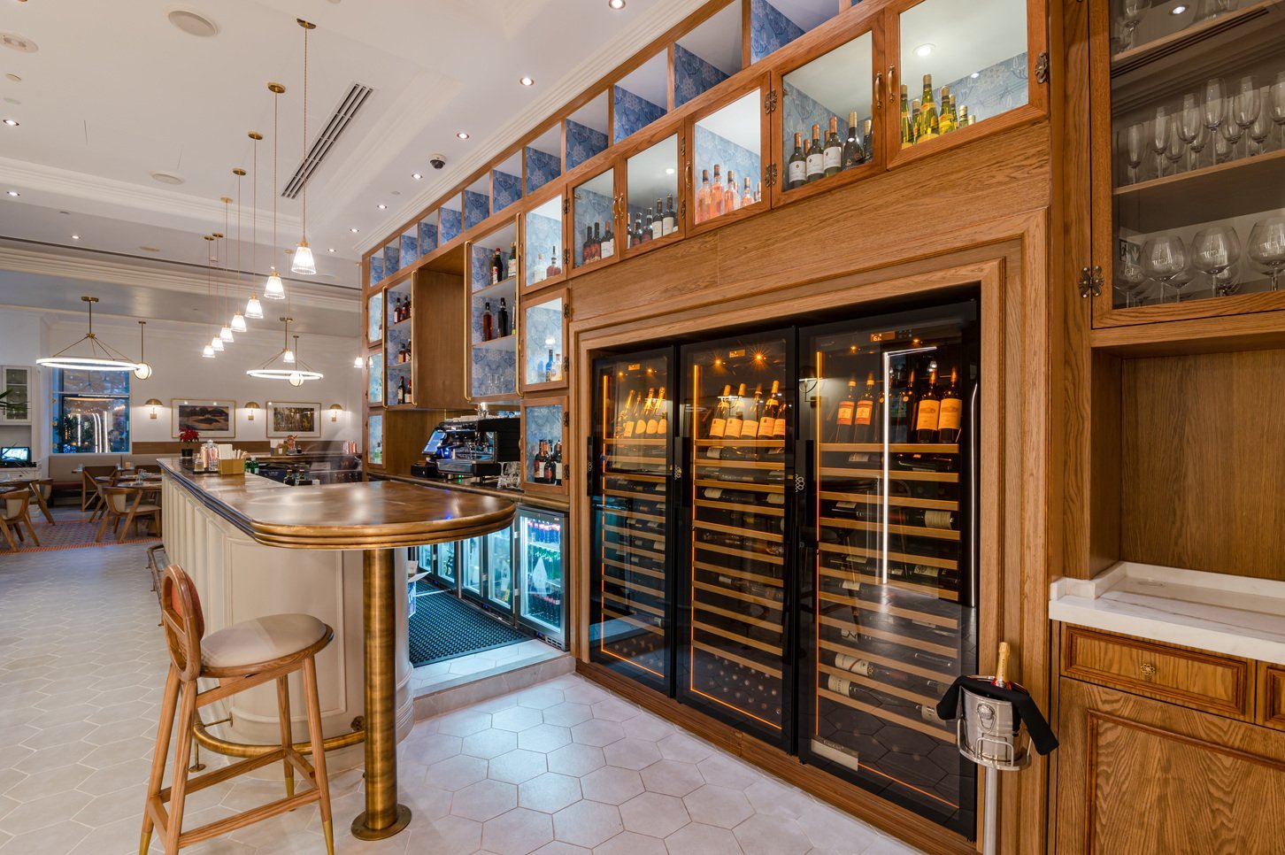 VREVELLFGP_TRIPLE_AMBIANCE (2).JPG