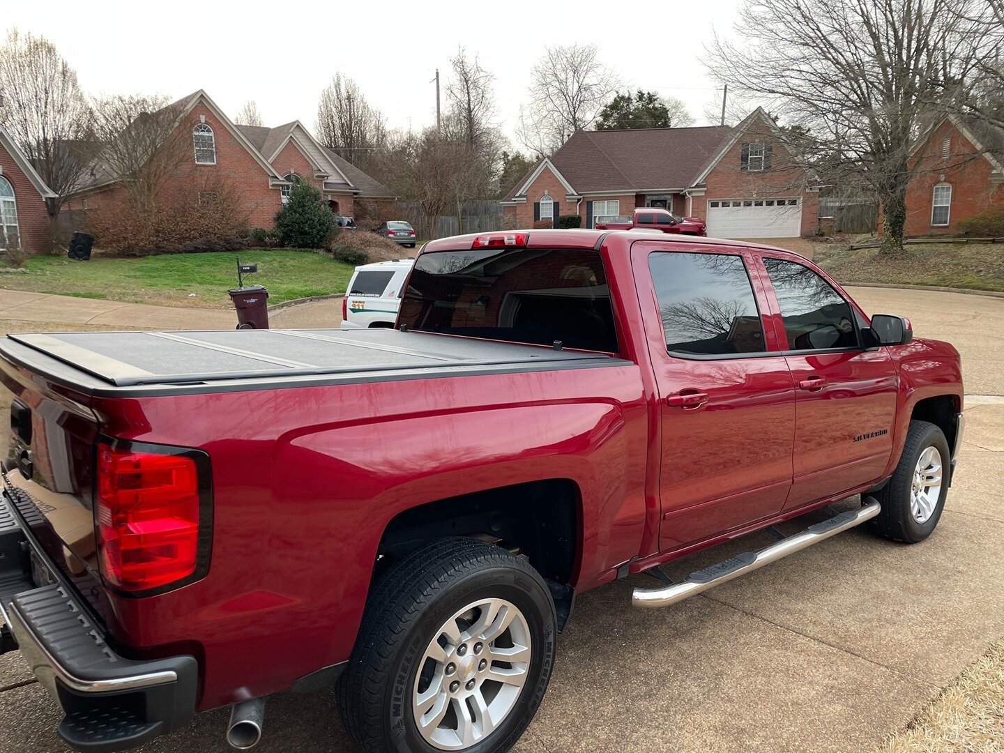 Got the goods? Good. Because we got the tonneau cover to keep them safe and dry!

#ProvenGround
#liftedtrucks
#TrucksDaily
#Trucks
#S112600