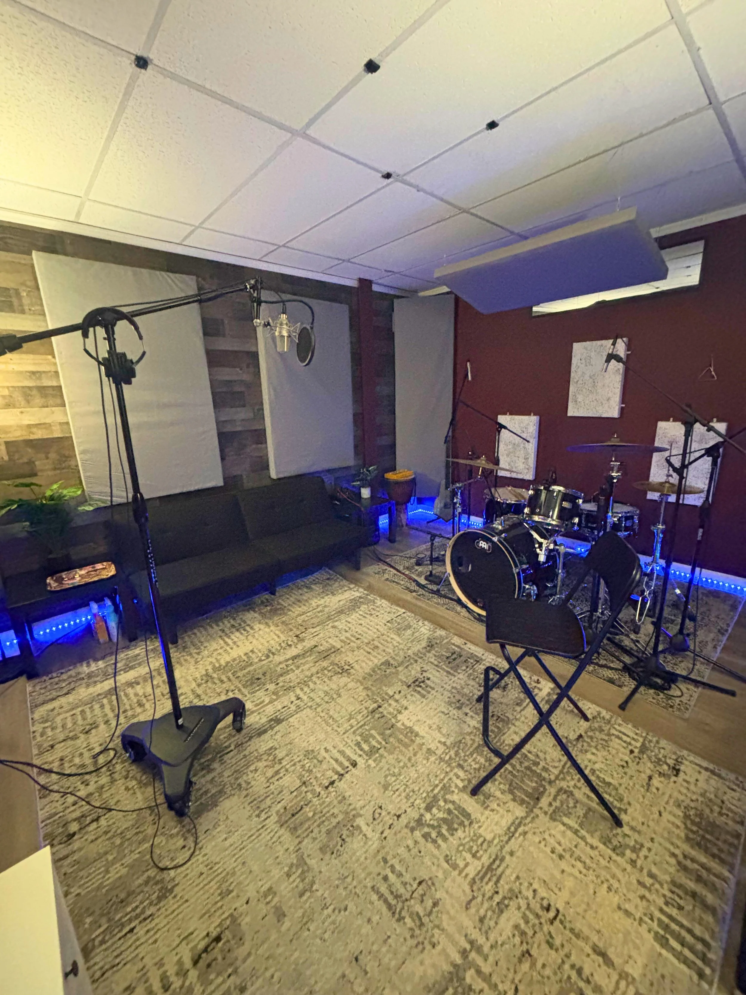 Tracking Room 
