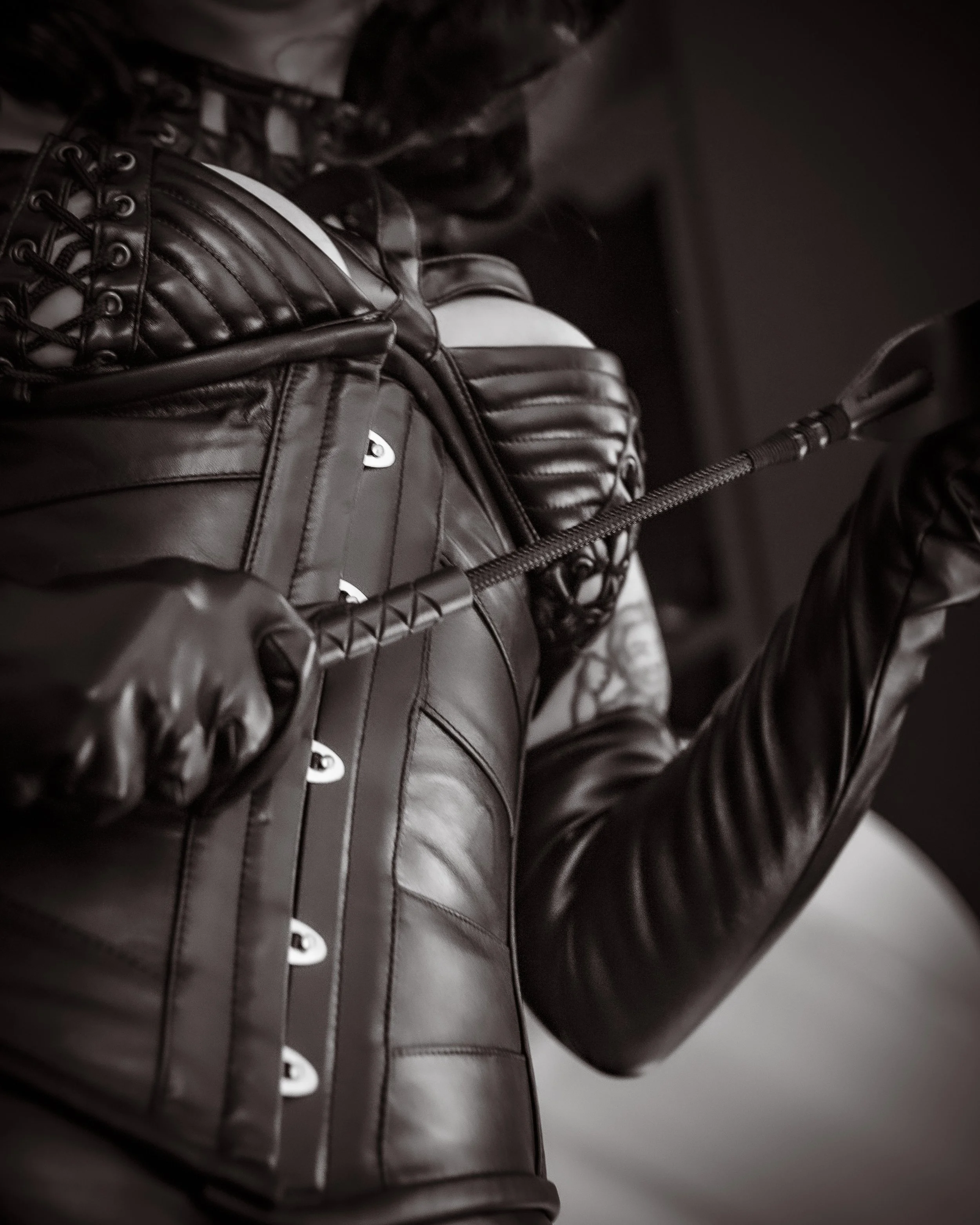 ©JTE-Stiletto-13.jpg
