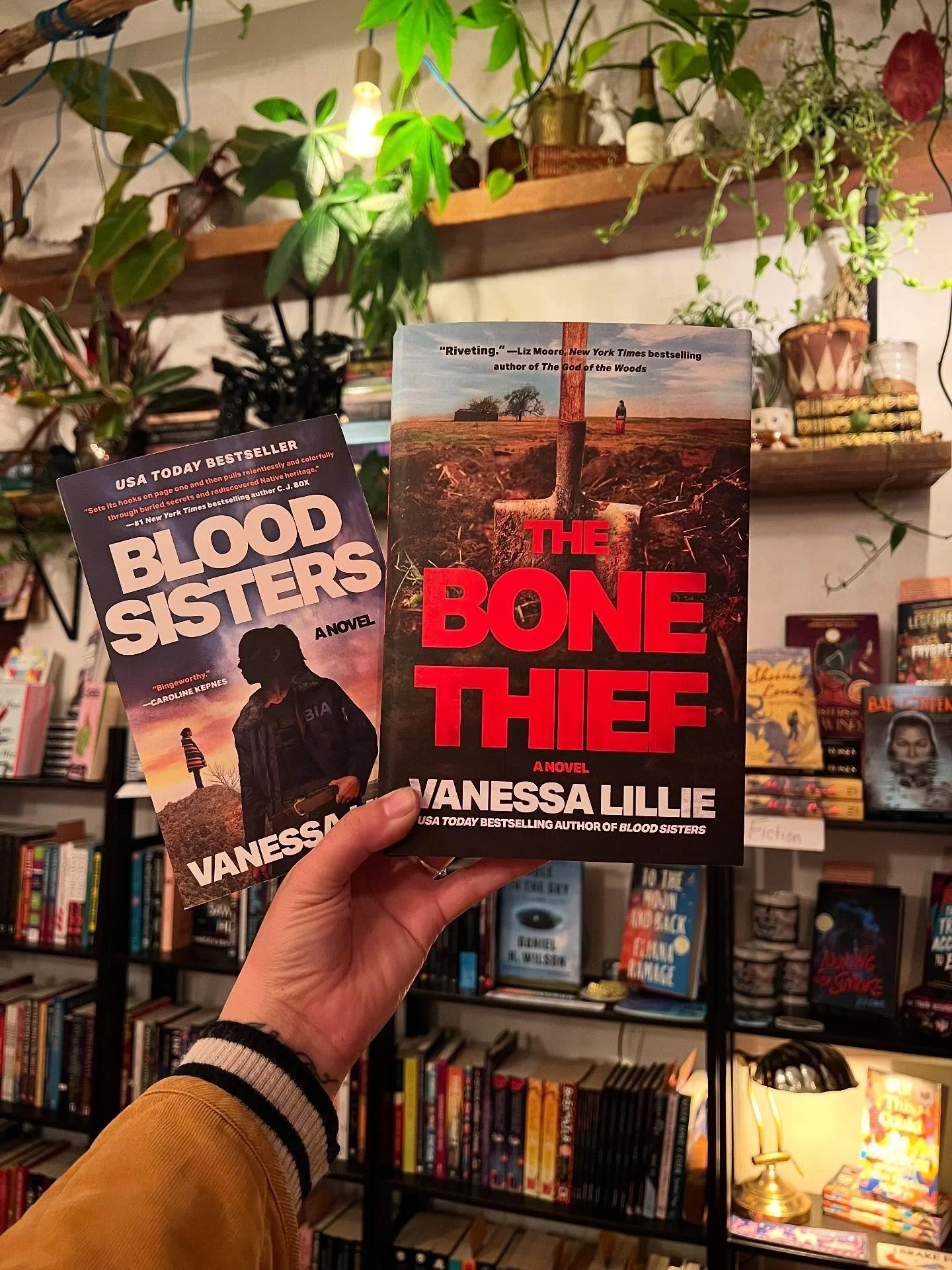 One of my favorite and most anticipated books of the year is out tomorrow 10/28 π Blood Sisters is one of the most captivating thrillers I have ever read, and @vanessalillie does such an incredible job in book 2 of continuing Syd’s story. Thes