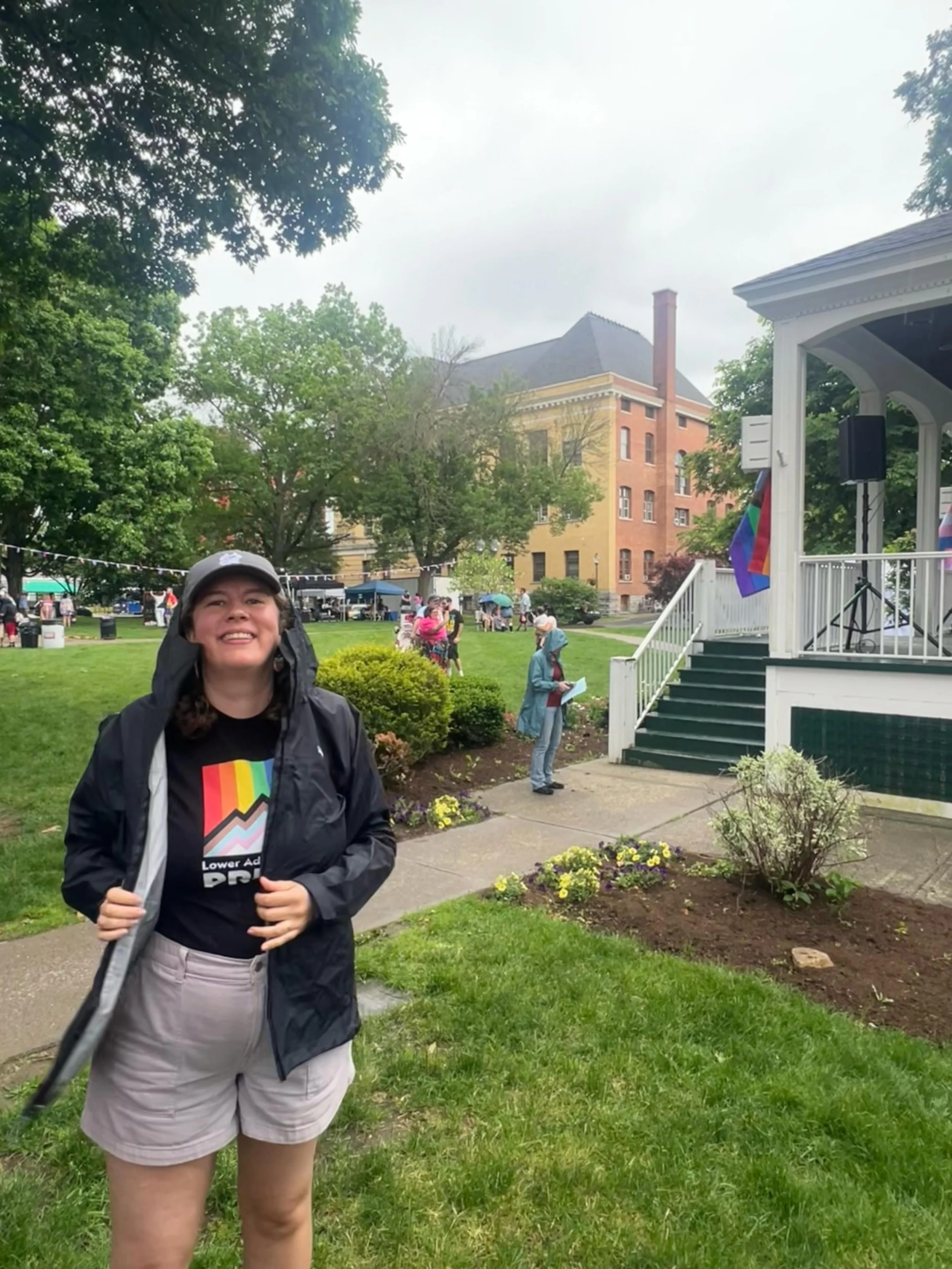 We had so much fun at @loweradkpride 🌈🎉 I&rsquo;m so honored to be a bookseller in this town and so grateful for this incredible community! Thank you to my fellow board members at LAP for creating such a beautiful space to come together and celebra