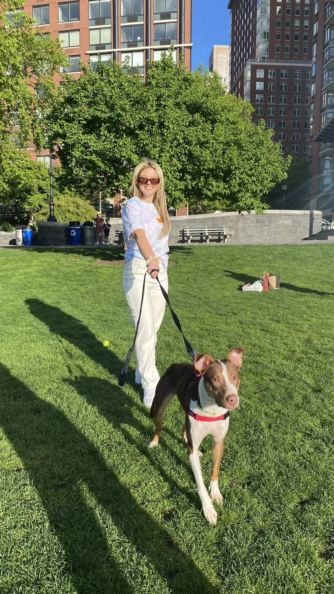 FyZFqzBaYAIIALI (1).jpeg