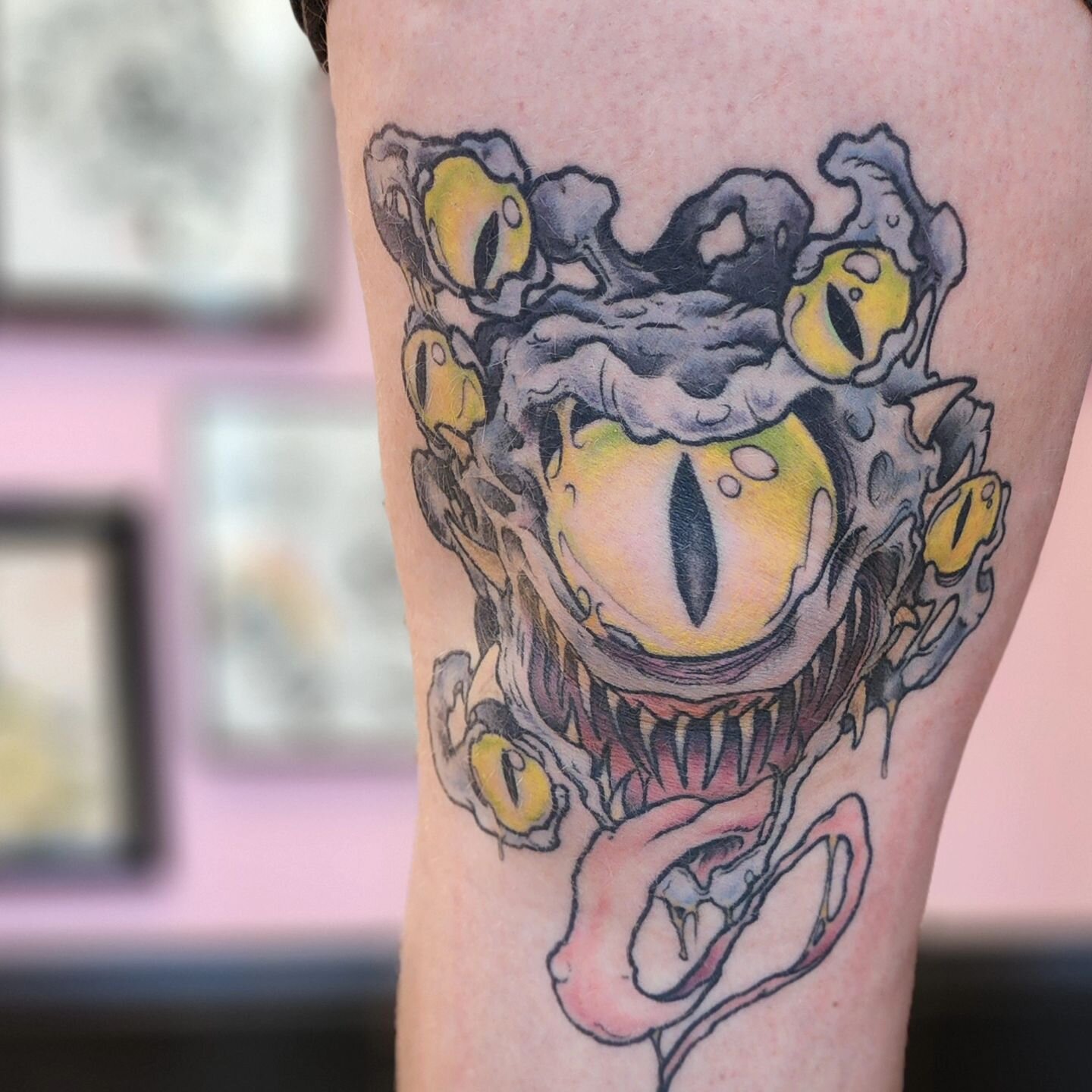 ⚔️ Healed ⚔️

#beholder #dndtattoo #dungeonsanddragons #tattoosarecool #tattoosnob #healedtattoo