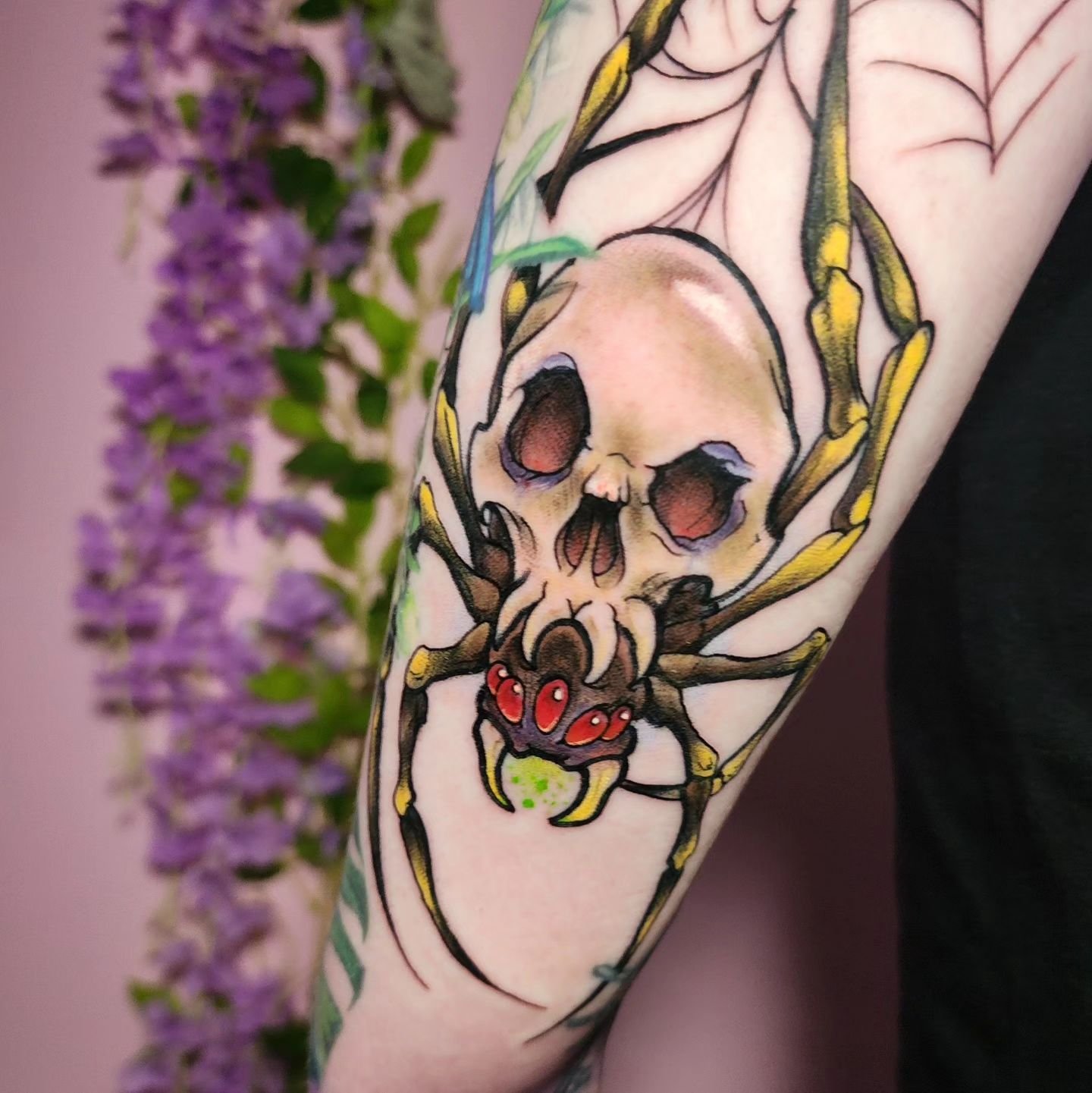 Skulltulla and Elbow Web  for @meg_bot.jpg 
Thanks for the trust and the fun times! 

Made at my save point, @pearlstreettattoo
