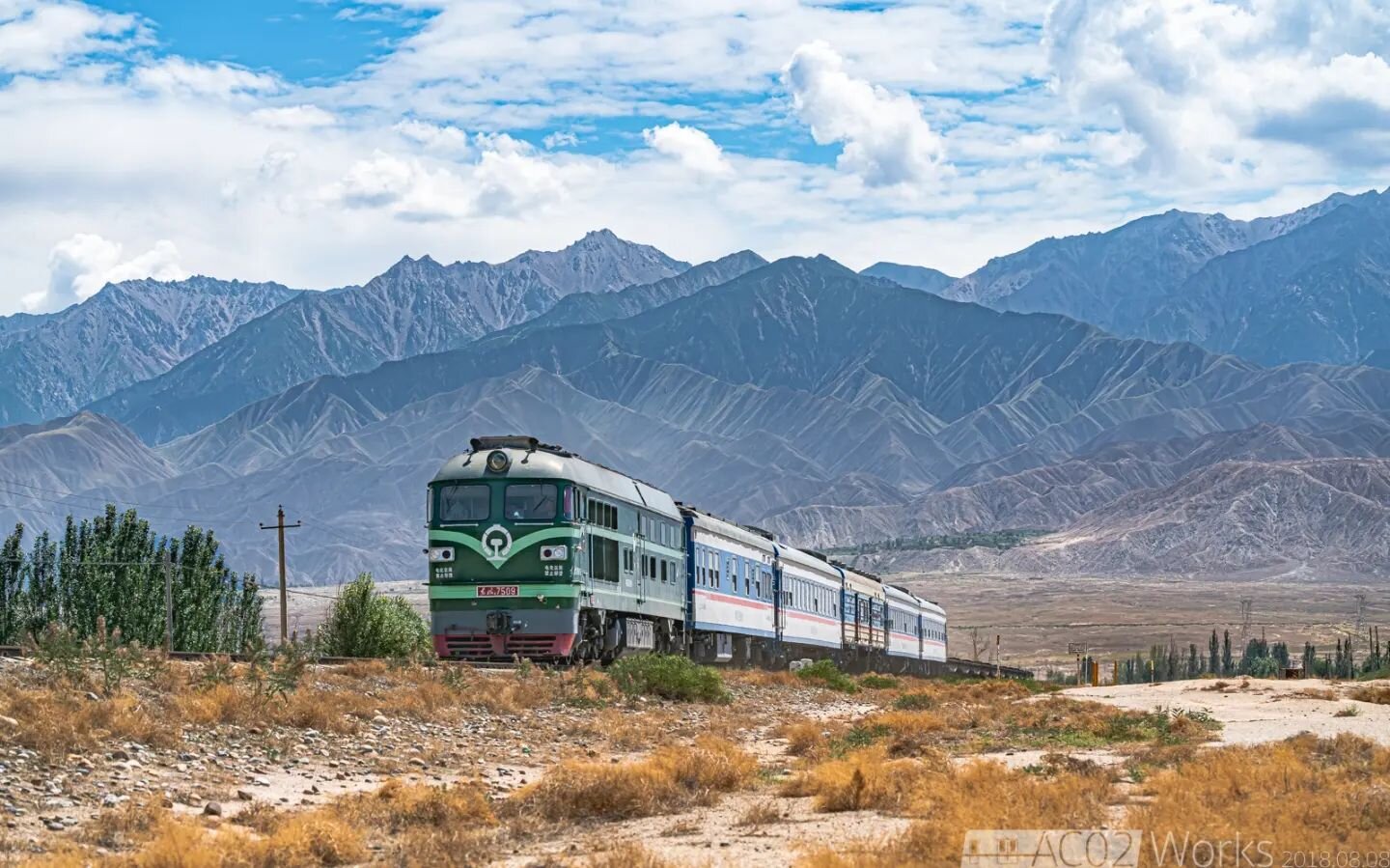 「The railway to space」

From 1960.01.15 to 2021.12.15, Qinglv Railway (清绿铁路, Qingshui-Lvyuan Railway) connected China's first spaceport - Jiuquan Satellite Launch Center and Dingxin Airbase (think it as Chinese version of Nellis AFB, but without casi