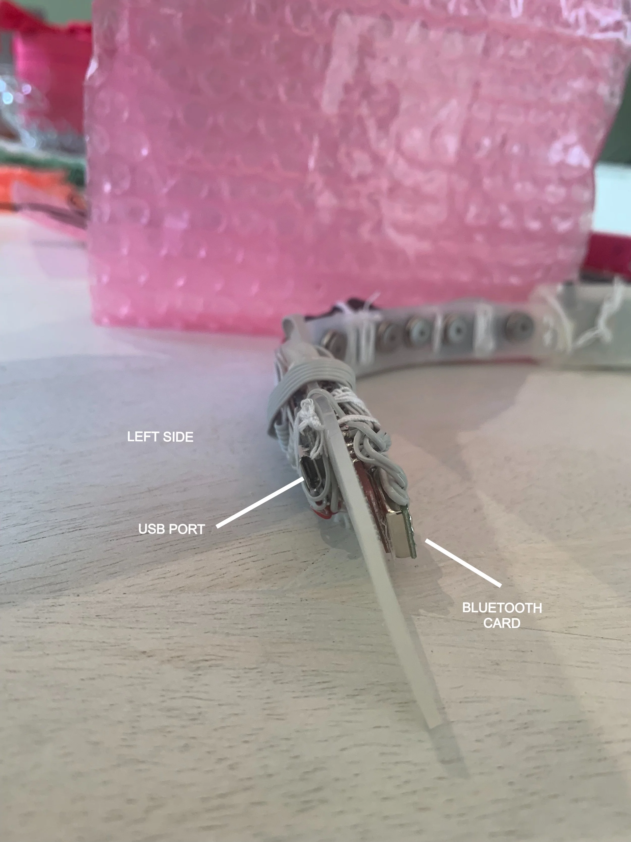 Right side - USB input - BREYN.jpeg