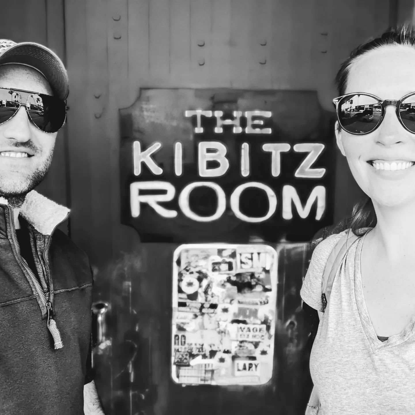 A little R&amp;R in #thegoldenstate not complete without a trip to the infamous @kibitzroombar and @canters_deli an LA #rocknroll institution 🤘👩&zwj;🎤🤘👩&zwj;🎤🤘👩&zwj;🎤 We're back on the East Coast and ready to get after it this weekend!!! @di