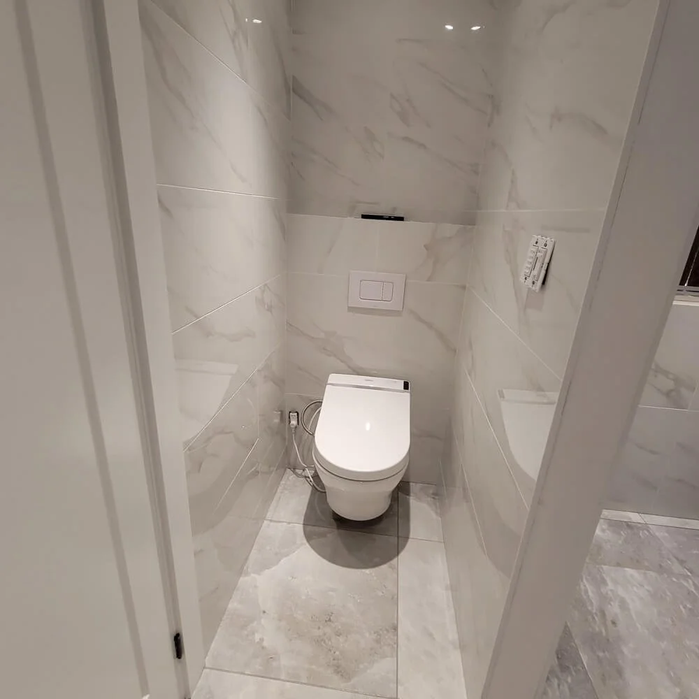 image09-ensuite_bathroom_1x1.jpg