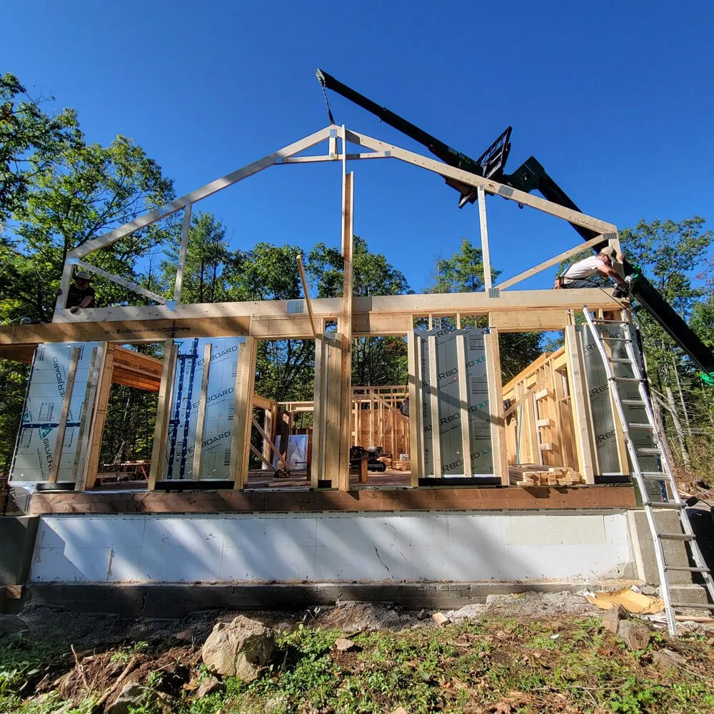image05-offgrid-cottage_1x1.jpg