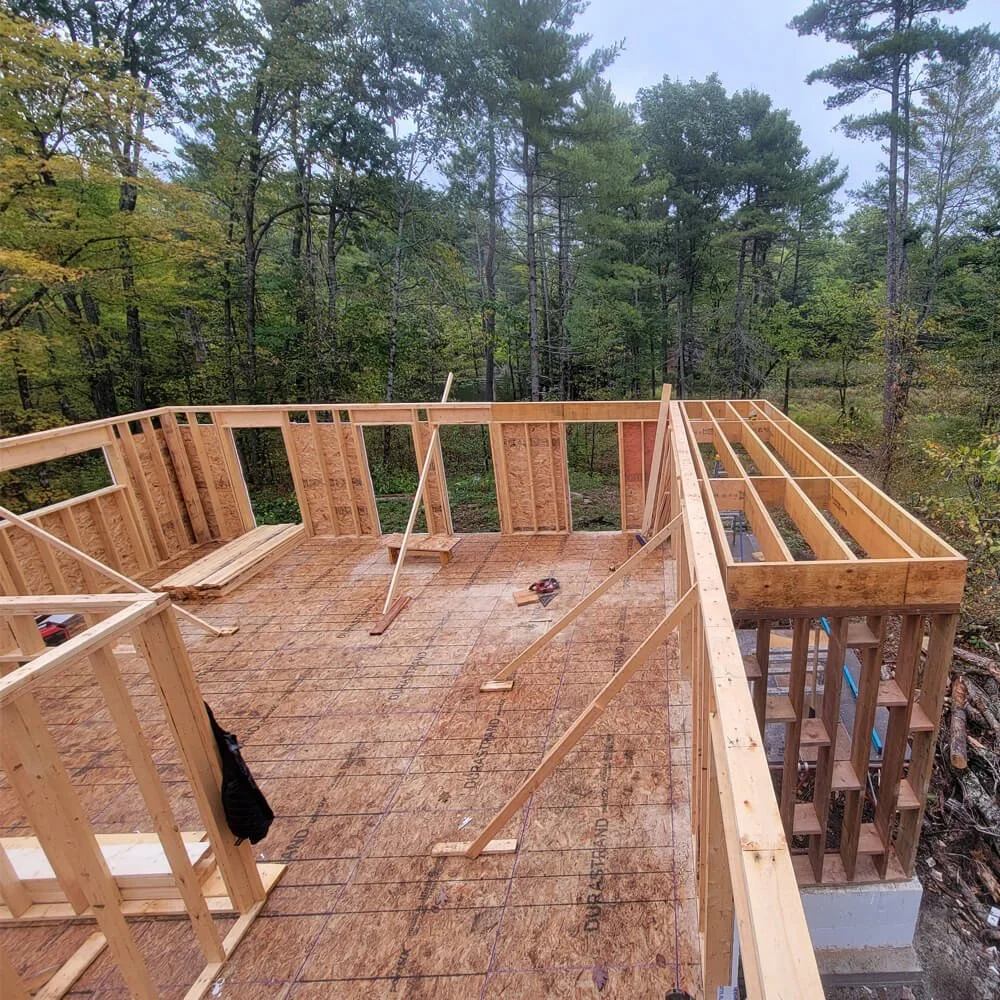 image03-offgrid-cottage_1x1.jpg
