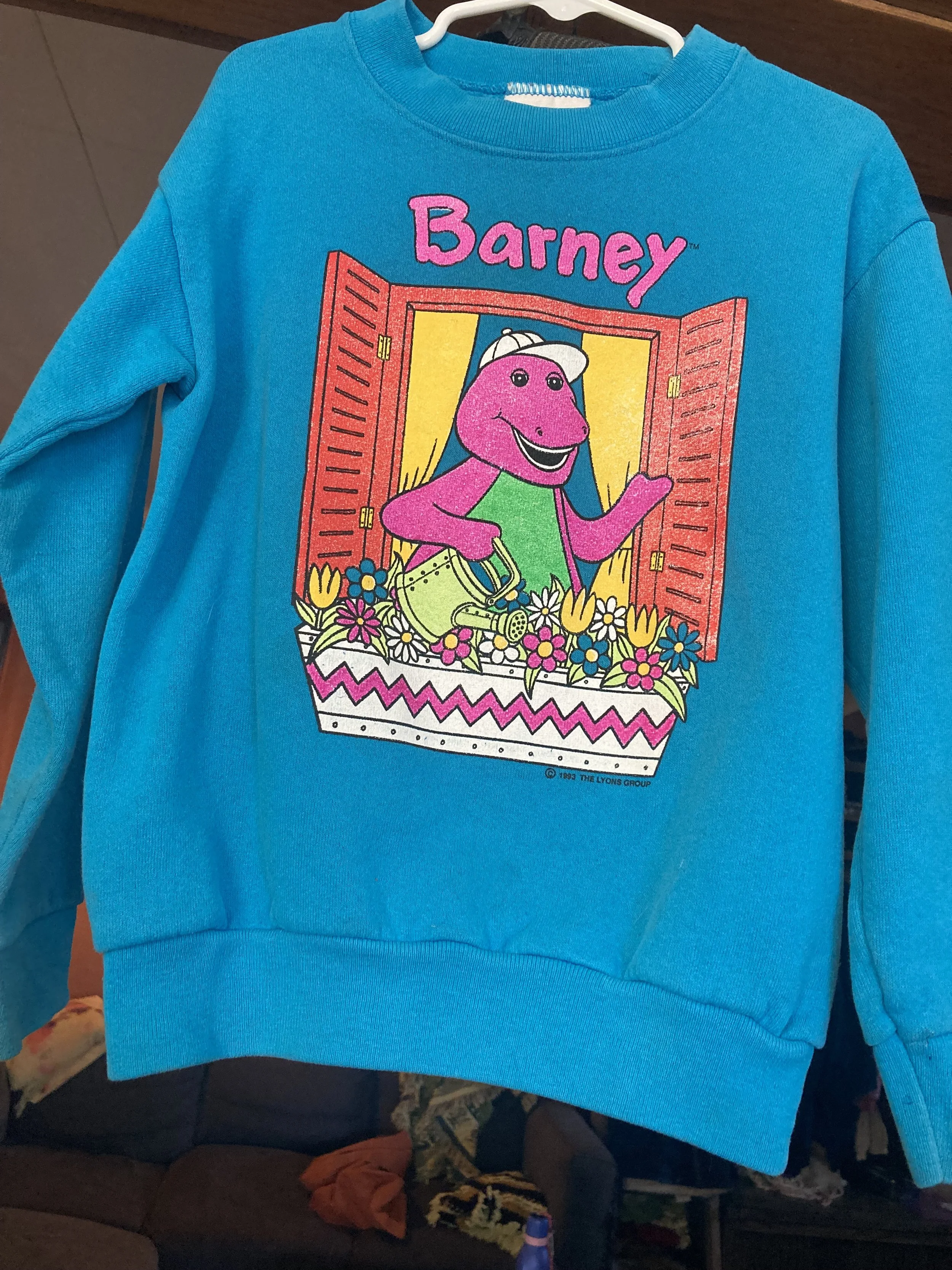 vintage 1992 Barney sweatshirt size 6X-7 kids