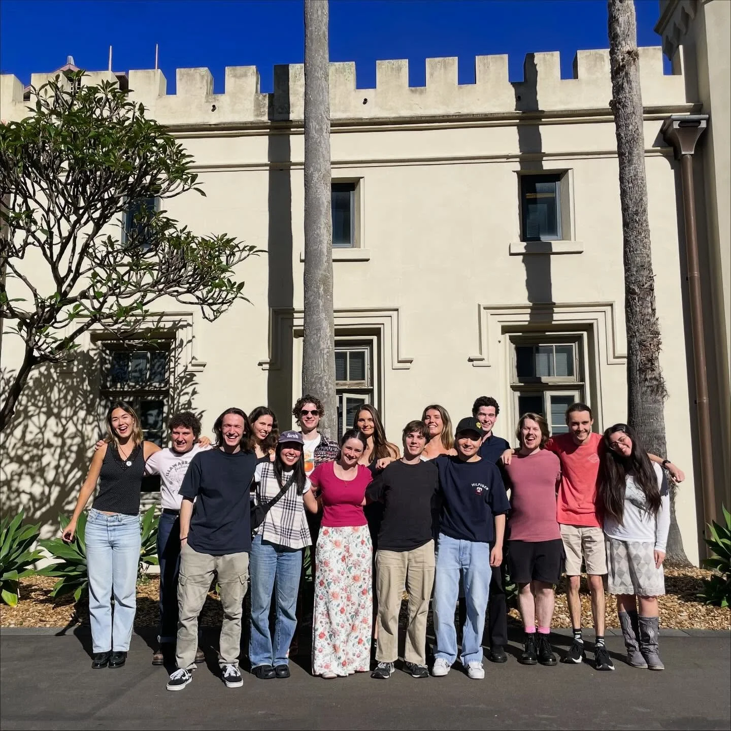 What a privilege it is to teach! Schools out for this group of legendary 4th year BMus Jazz students at @sydneycon (plus a few in absentia). You&rsquo;re looking at the future right here! (And some idiot photo bomber on slide 3&hellip;)🎉🎓

See them