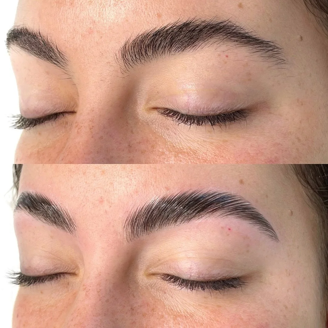 ready - set - lift! 💆🏻‍♀️
Brow Lifting mit 100% eigenen Haaren! 
• Haltbarkeit bis zu 6 Wochen
• keine Schädigung der eigenen Augenbrauen
• hohe Verträglichkeit
• mit Keratin, Panthenol & Rizinusöl 
📞 T