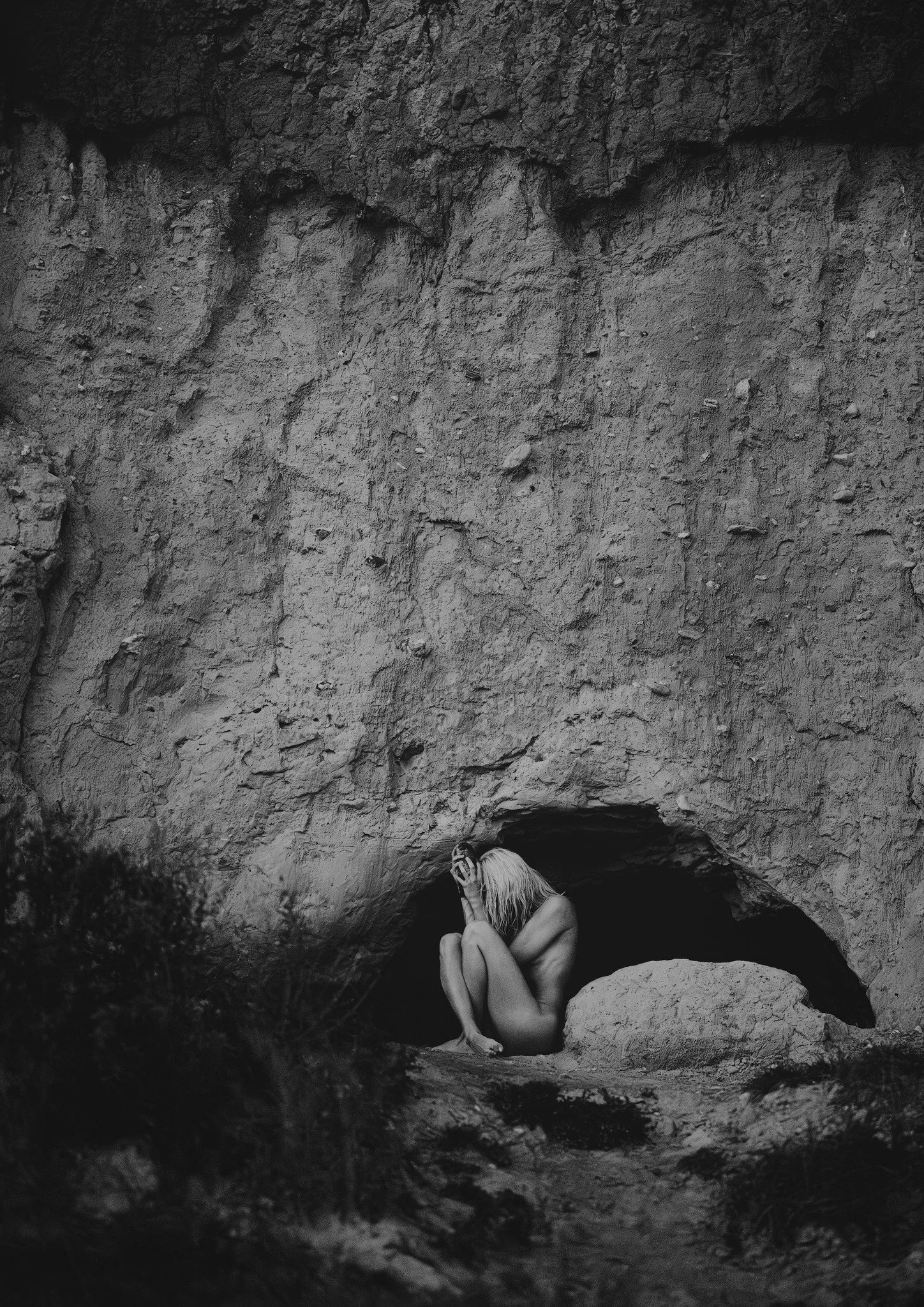 Jeg har udskudt at poste det her billede l&aelig;nge.
Fordi jeg hele tiden t&aelig;nkte: &ldquo;Der skal jo st&aring; noget klogt til.&rdquo;

Men jeg tror egentlig, at det her er grunden til, jeg fotograferer.
N&aring;r ord ikke helt r&aelig;kker, s
