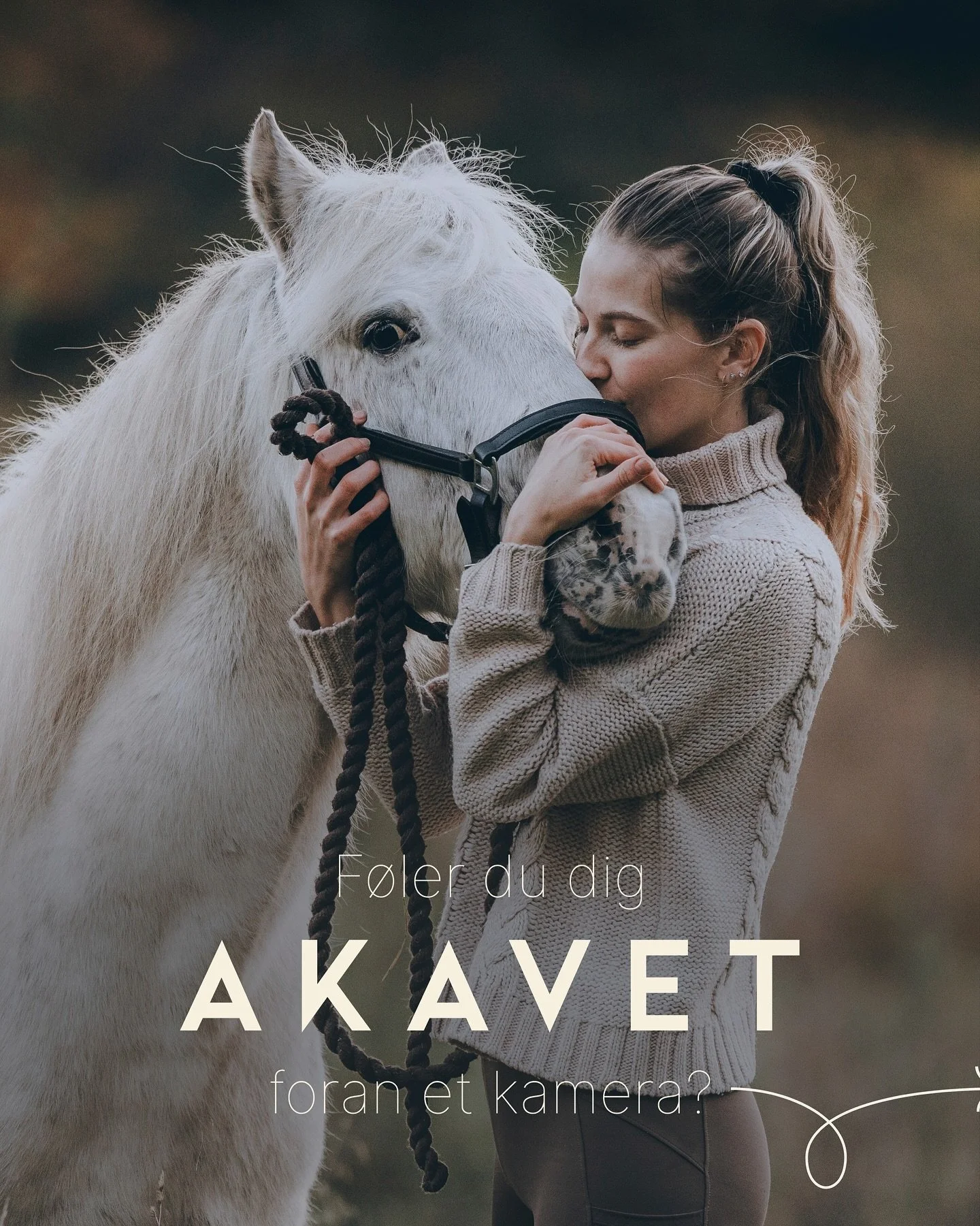 Mange fort&aelig;ller mig, at de ikke er fotogene, ikke bryder sig om at v&aelig;re foran et kamera eller ikke ved hvordan de skal posere.Det forst&aring;r jeg virkelig godt - men sandheden er, at selve tanken om fotograferingen som oftest er mere an