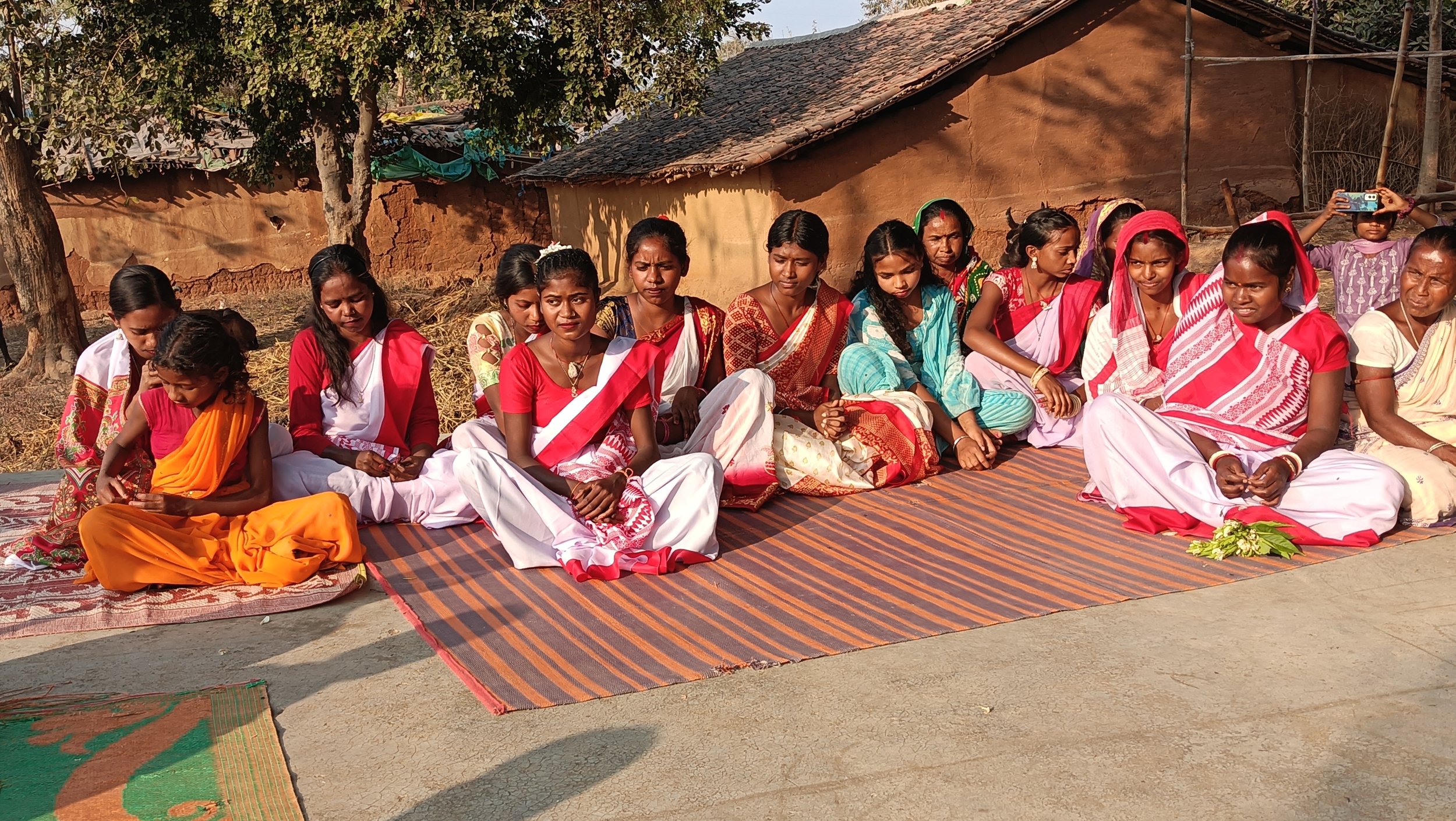       
  
      Vulnerable Children back in School     Vulnerable children back in School by mobilising communities and strengthening local authorities   Hundreds of children are picked up from each village during the cotton and chilli harvesting sea
