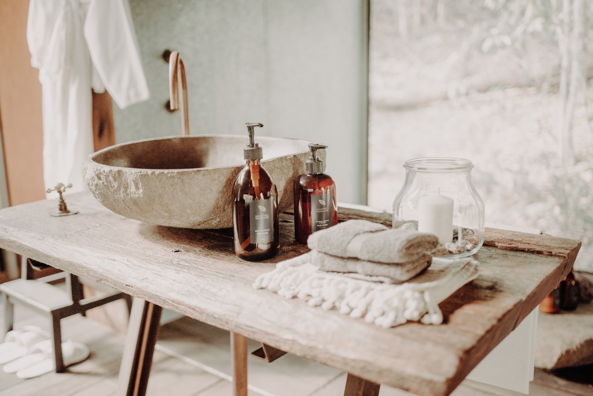 Mr + Mrs Reinecker Prep-5.jpg
