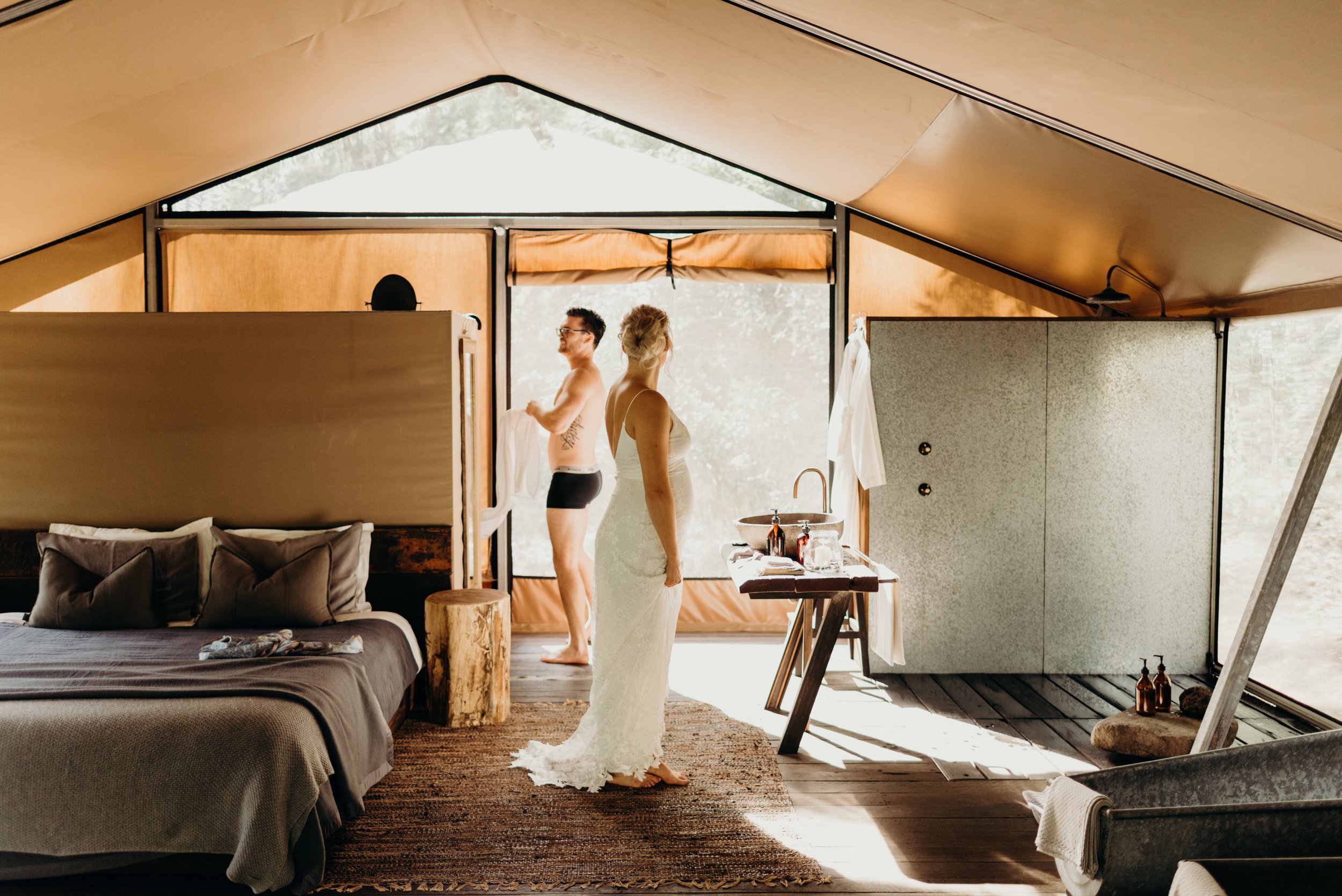 Mr + Mrs Reinecker Prep-31.jpg
