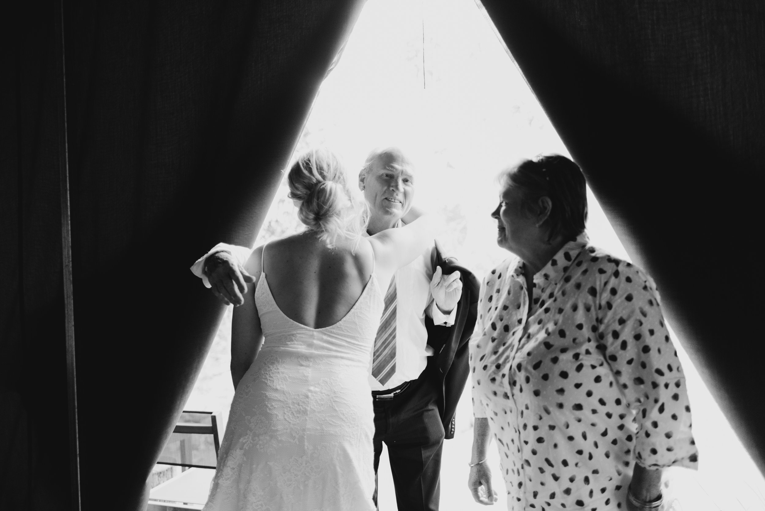 Mr + Mrs Reinecker Prep-102.jpg