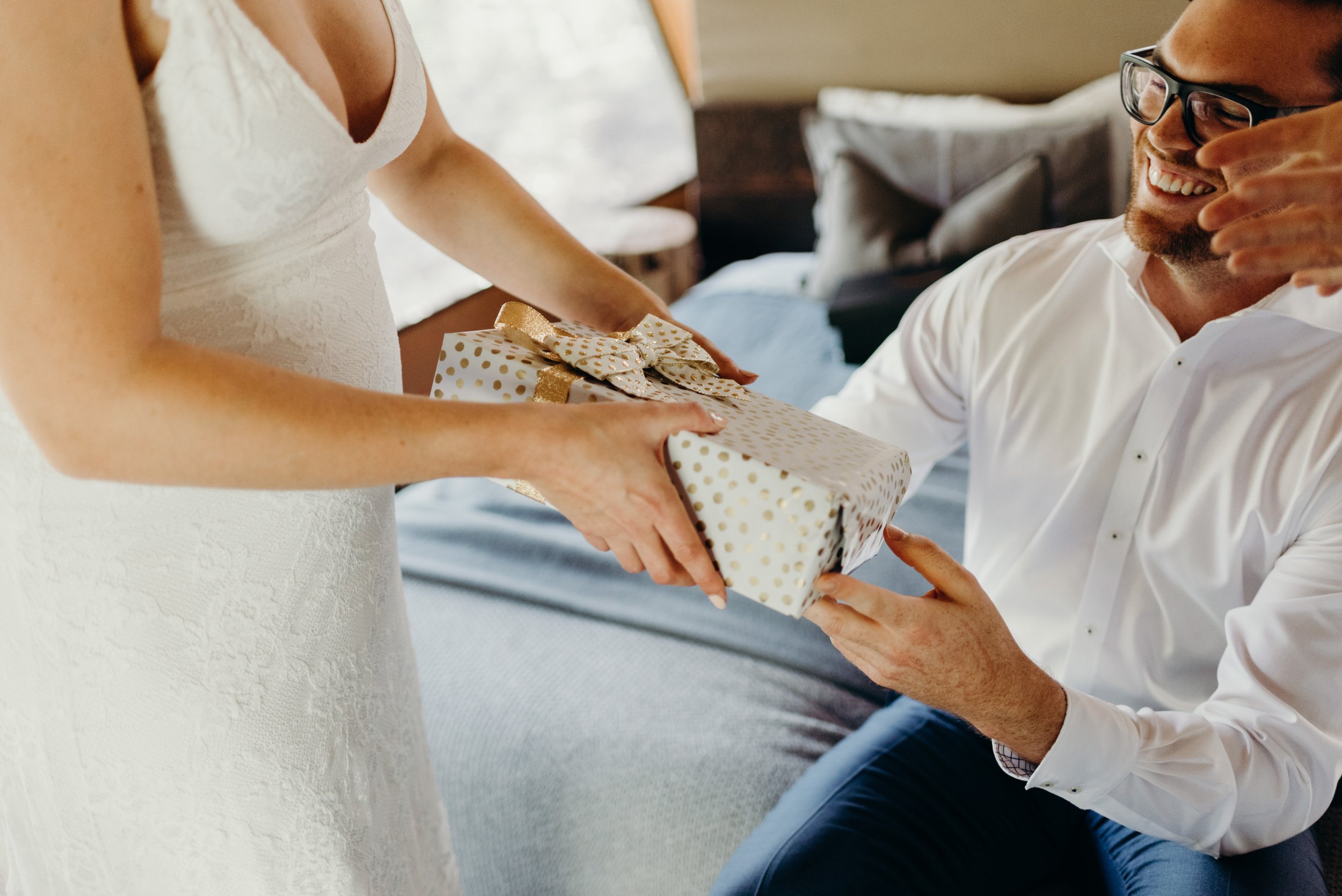 Mr + Mrs Reinecker Prep-118.jpg