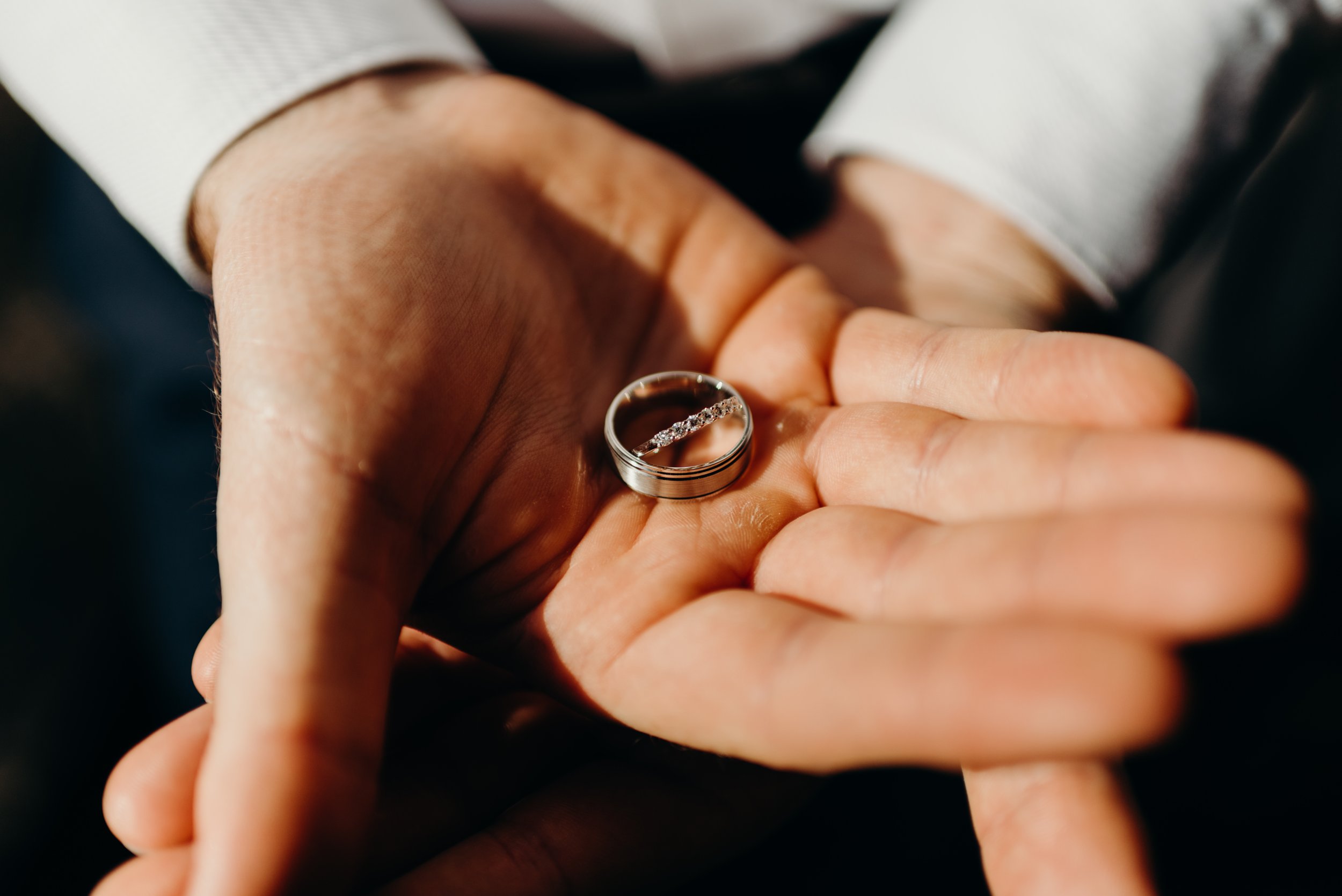 Mr + Mrs Reinecker Prep-140.jpg