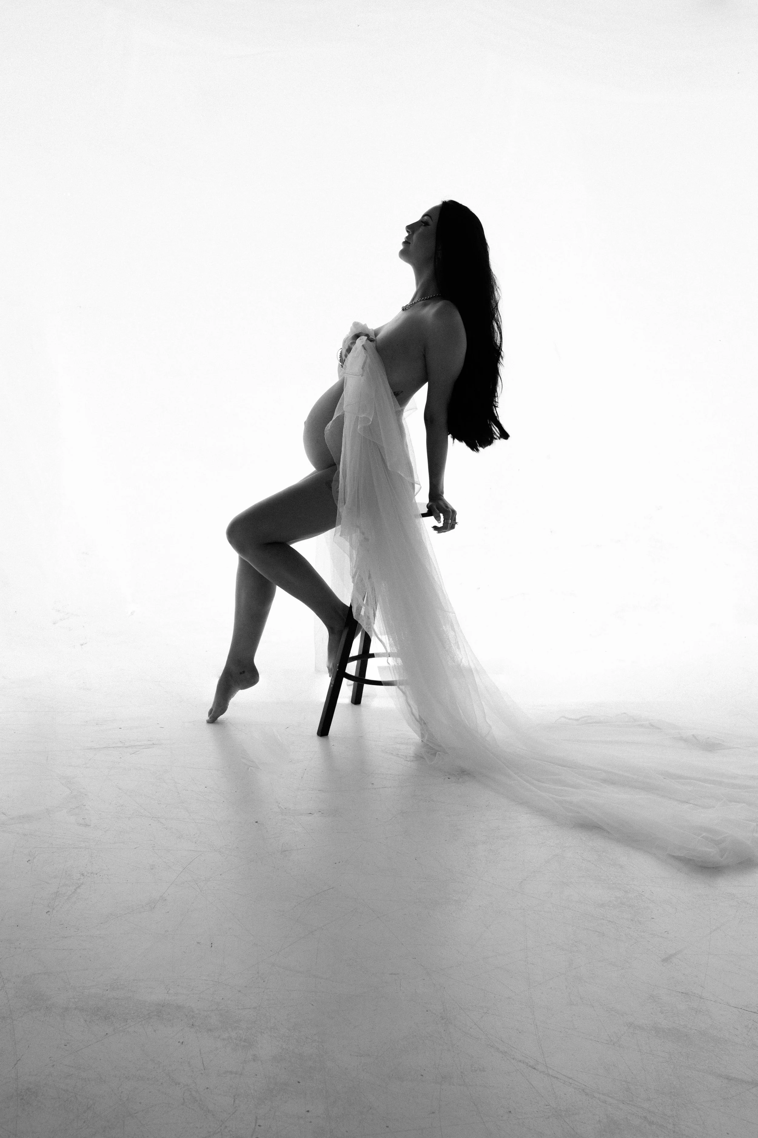 Bree Maternity- Daphne Sky Studios-64.jpg
