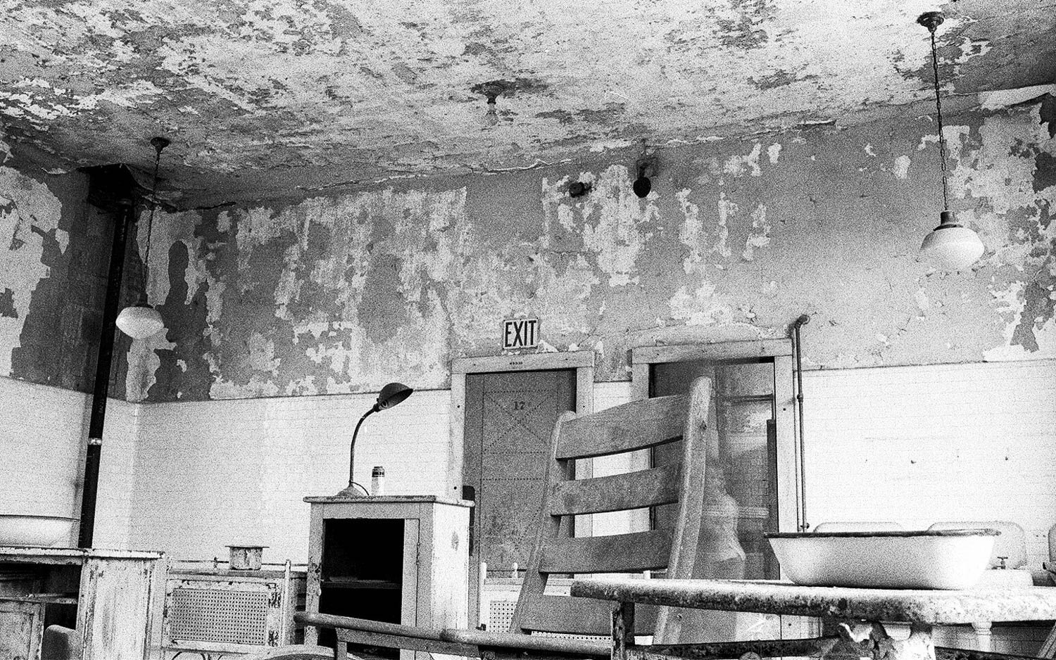 Ellis Island - 1983-14.jpg