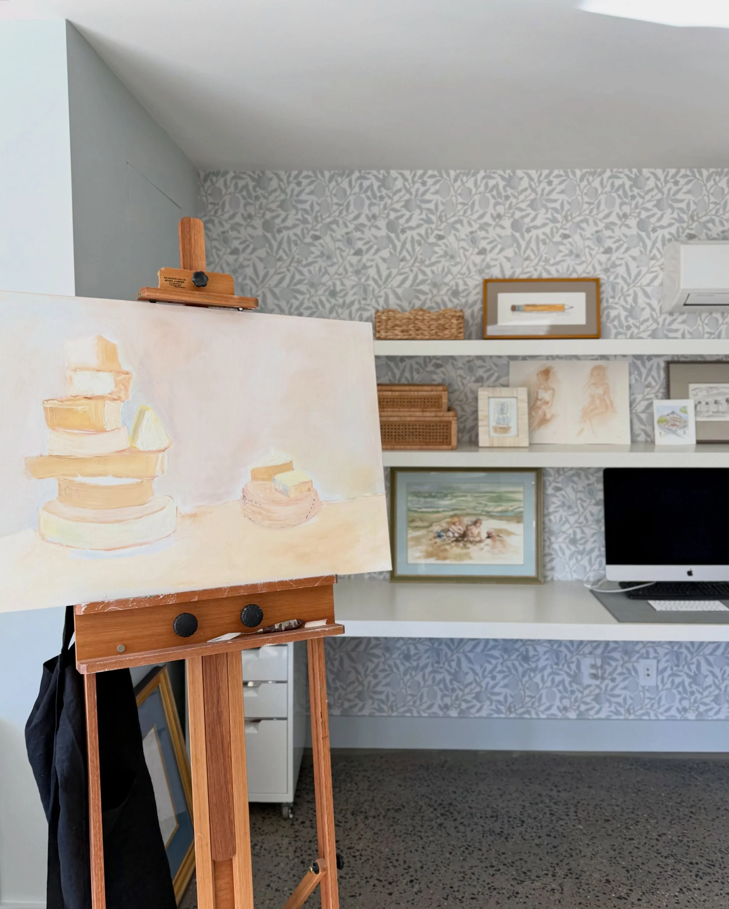 Through collected objects, soft textures, and intentional organization, this thoughtfully layered art studio was designed to feel both inspiring and grounding ✨

A creative retreat made to support creativity, slow mornings, inspiration boards, and ev