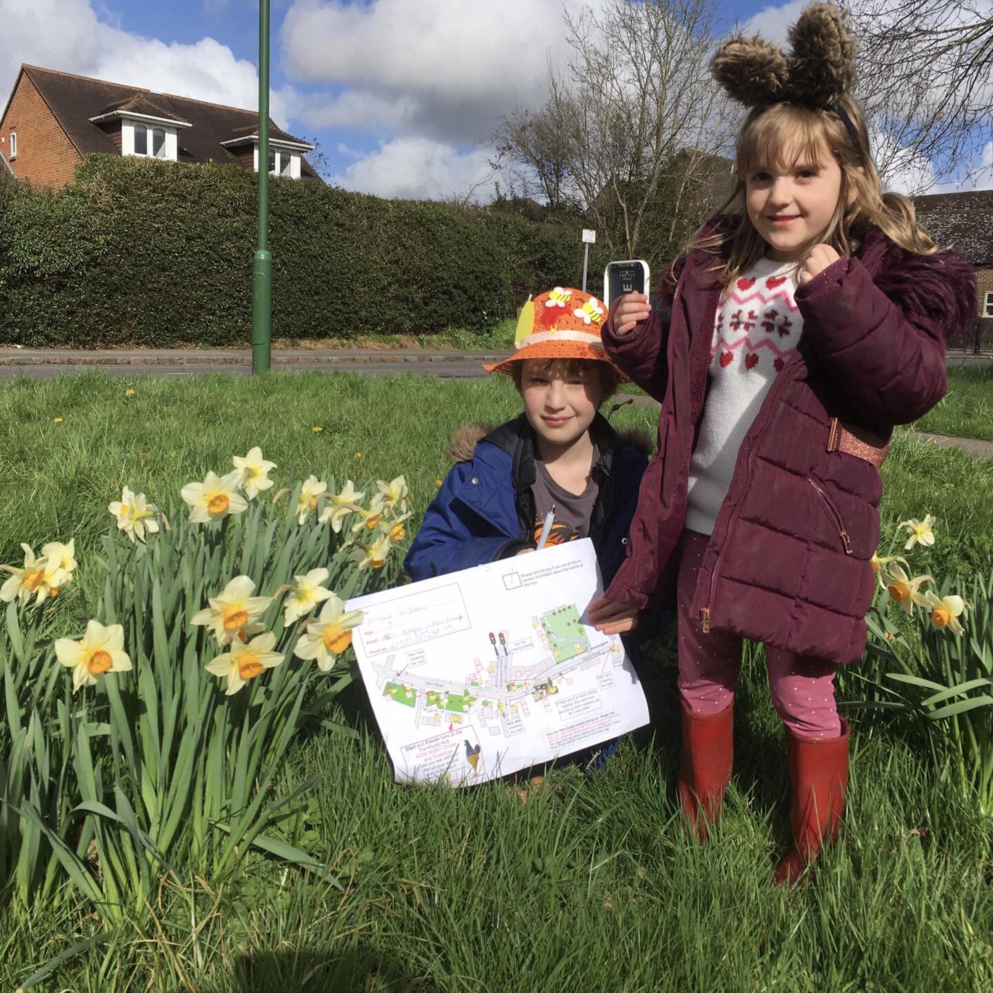 An egg-cellent time was had by all at  The Fernhurst Hub annual Easter Egg hunt.  A record 83 children turned up to follow the trail locating chicks around the village, and returned to the Hub to receive their chocolate eggs. 🐣🐰 ☀️ 

#fernhurst #fe