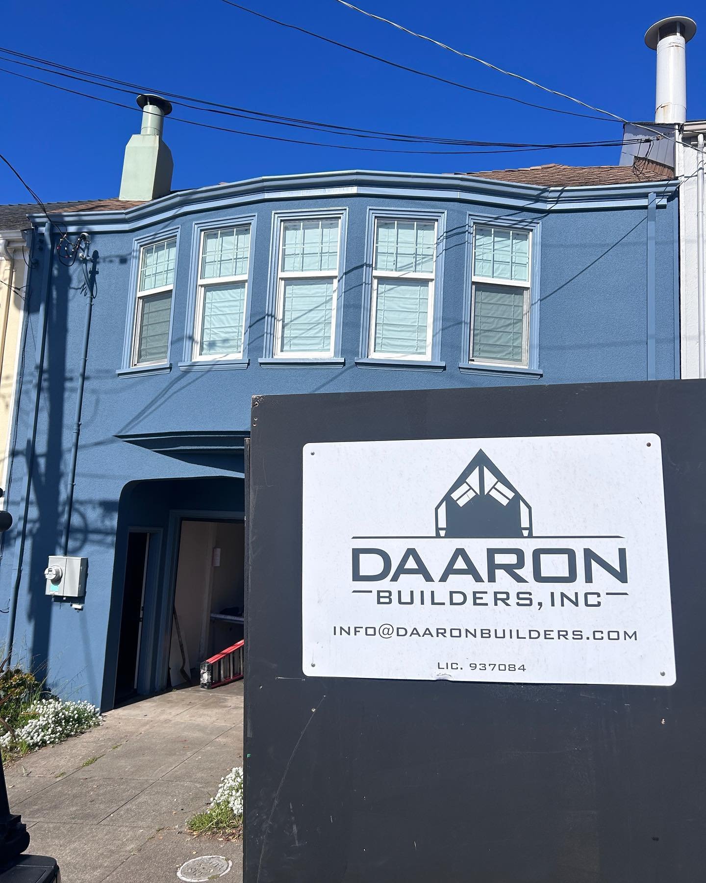 Mobilization is underway on some new projects as we wrap current ones. 

We are excited to have photo shoots booked to capture our work over the past several months. #landsend #remodel #sfbayarea #marvin #structuralengineering #daaronbuilders #mobili