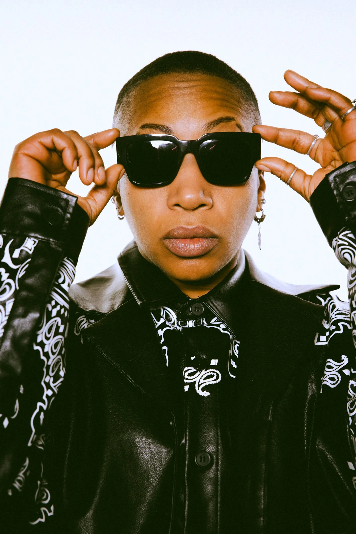 OneDa is a  Manchester female rapper. Signed to heavenly records she is an upcoming artist. Creative studio portrait taken by Debbie Ellis has been used as promotion photography in the press