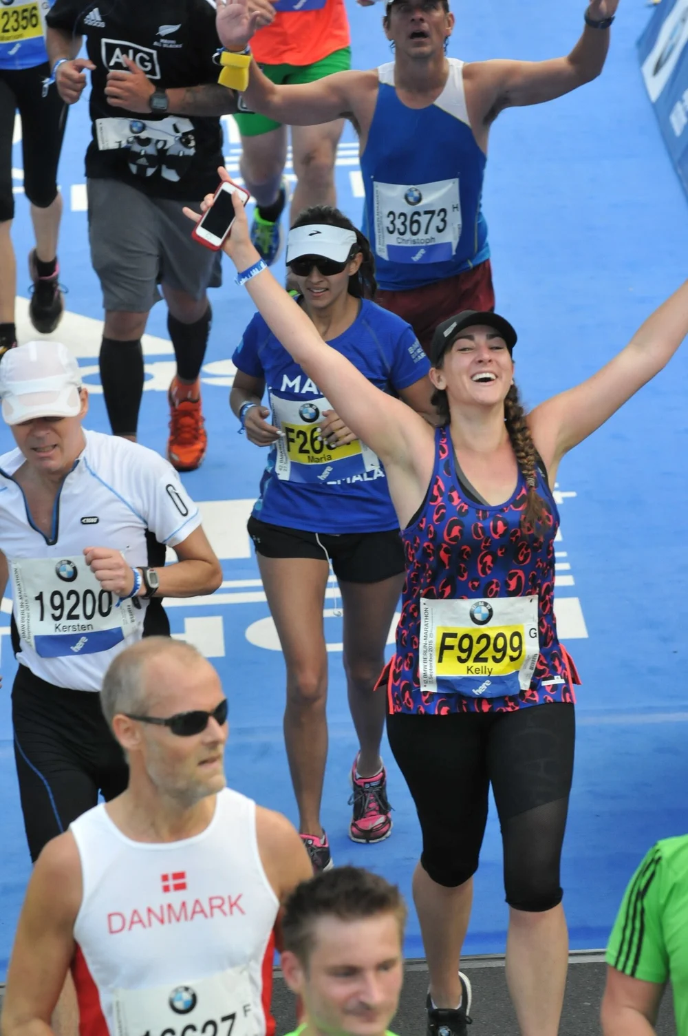 the-10-most-traumatizing-parts-about-running-a-marathon-badass-lady-gang