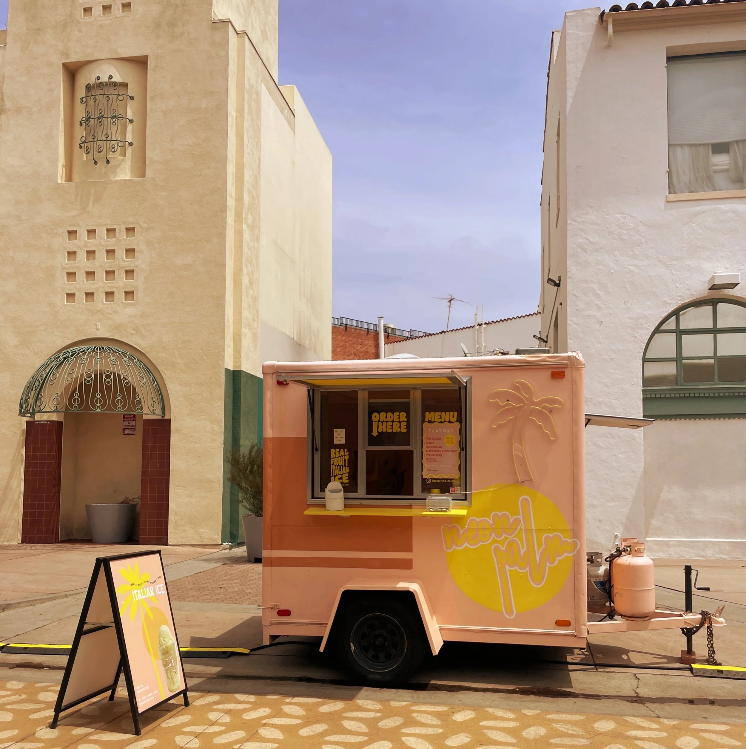 Hey L.A. 🌴 We&rsquo;re so excited to be popping up this Saturday on the West side at one of our favorite shops @ladyandlarder from 11-3 and then we&rsquo;ll be hitting Long Beach for the soft opening of the @pchfoodpark on Sunday from 12-8. Come thr