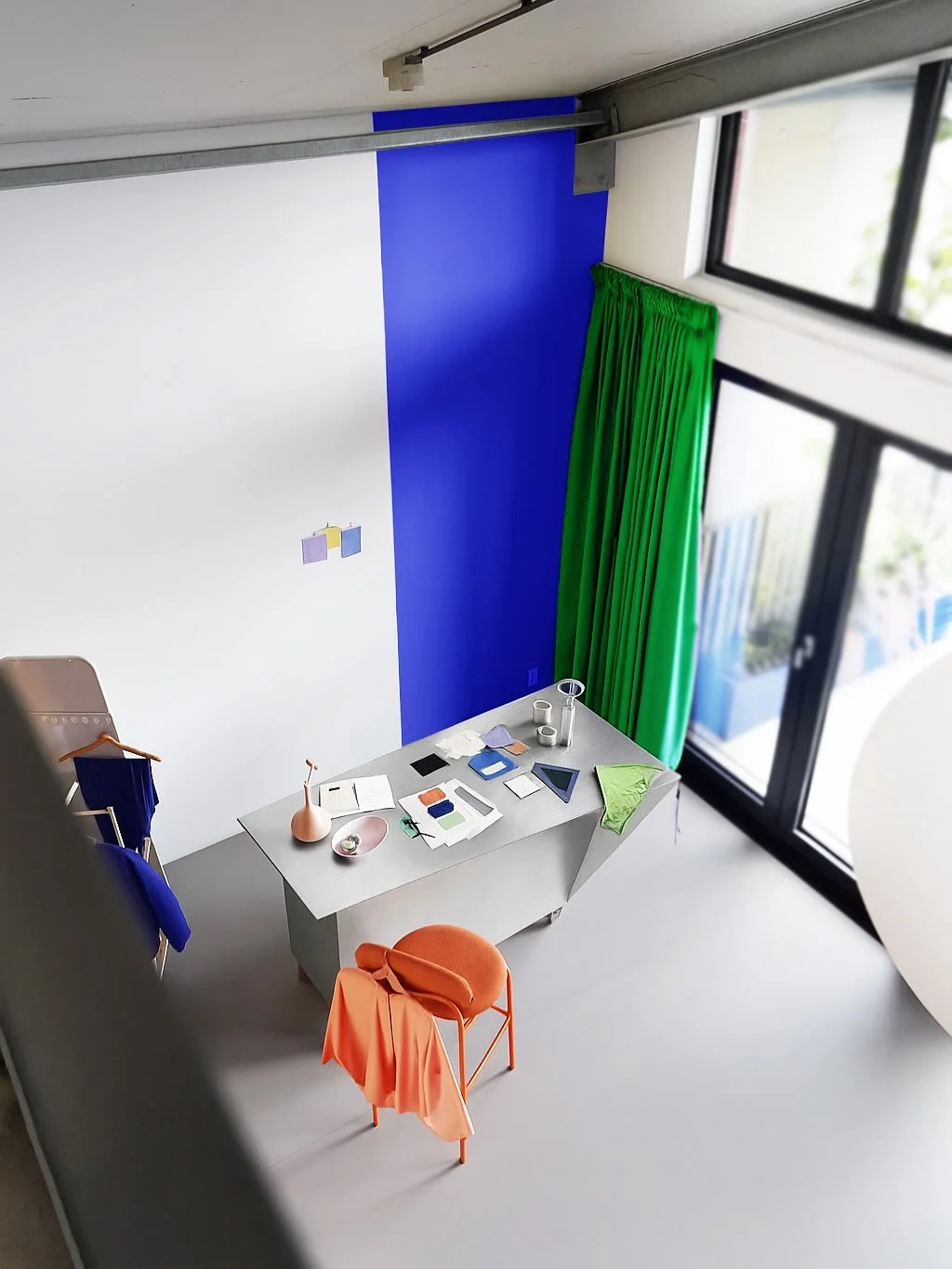 Designed around you.
Transform any space with furniture built to move, adapt and open up new possibilities.

Check more on our website. 

.

.

.#MinimalDesign #StainlessSteel #TimelessElegance#workspacefurniture
#FurnitureDesign #ModernLiving #Inter