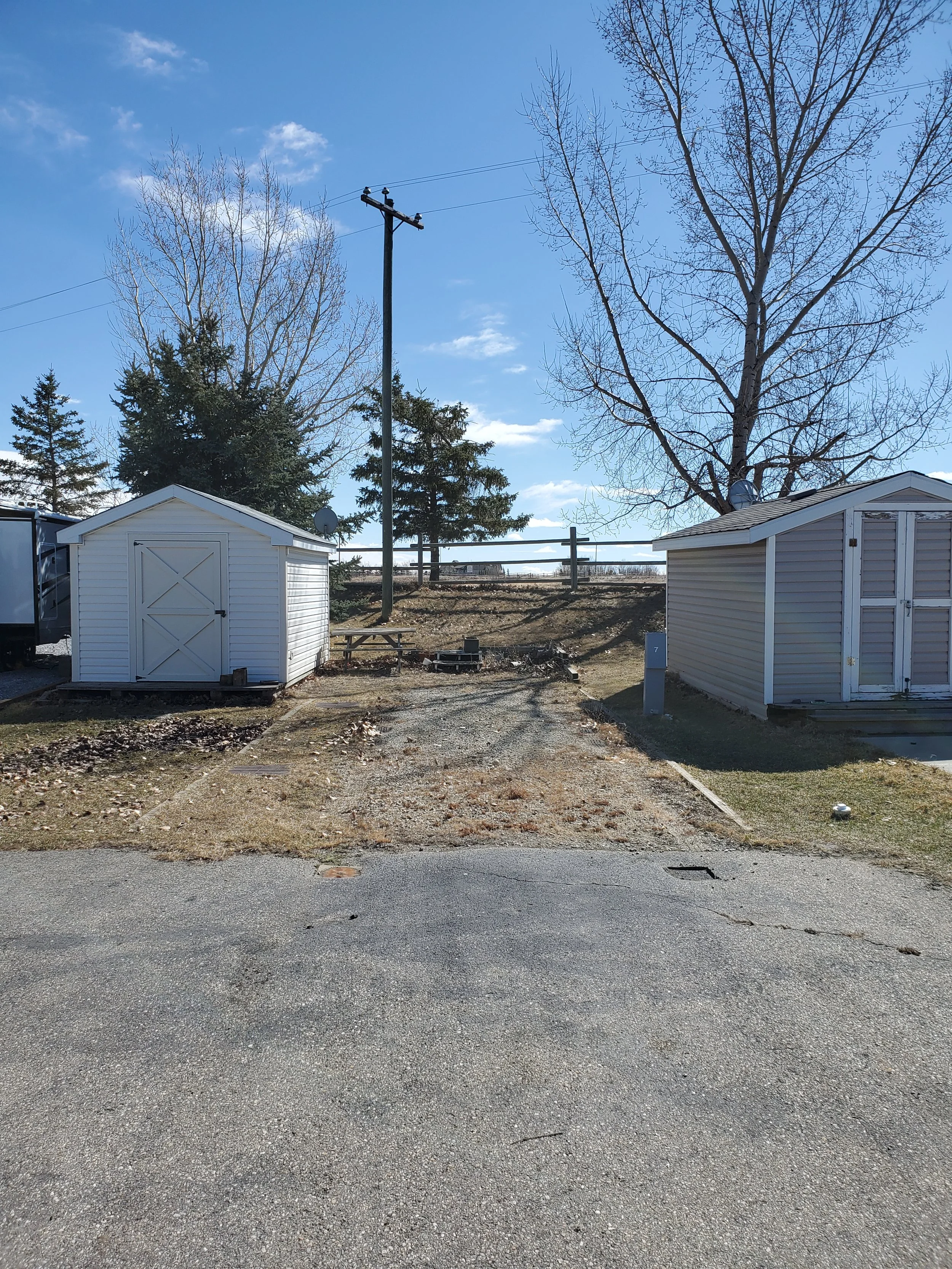 lot 7 pic 2.jpg