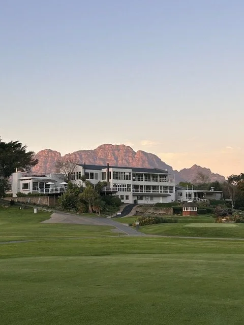 Beautiful view of the clubhouse with Simonsberg in the background