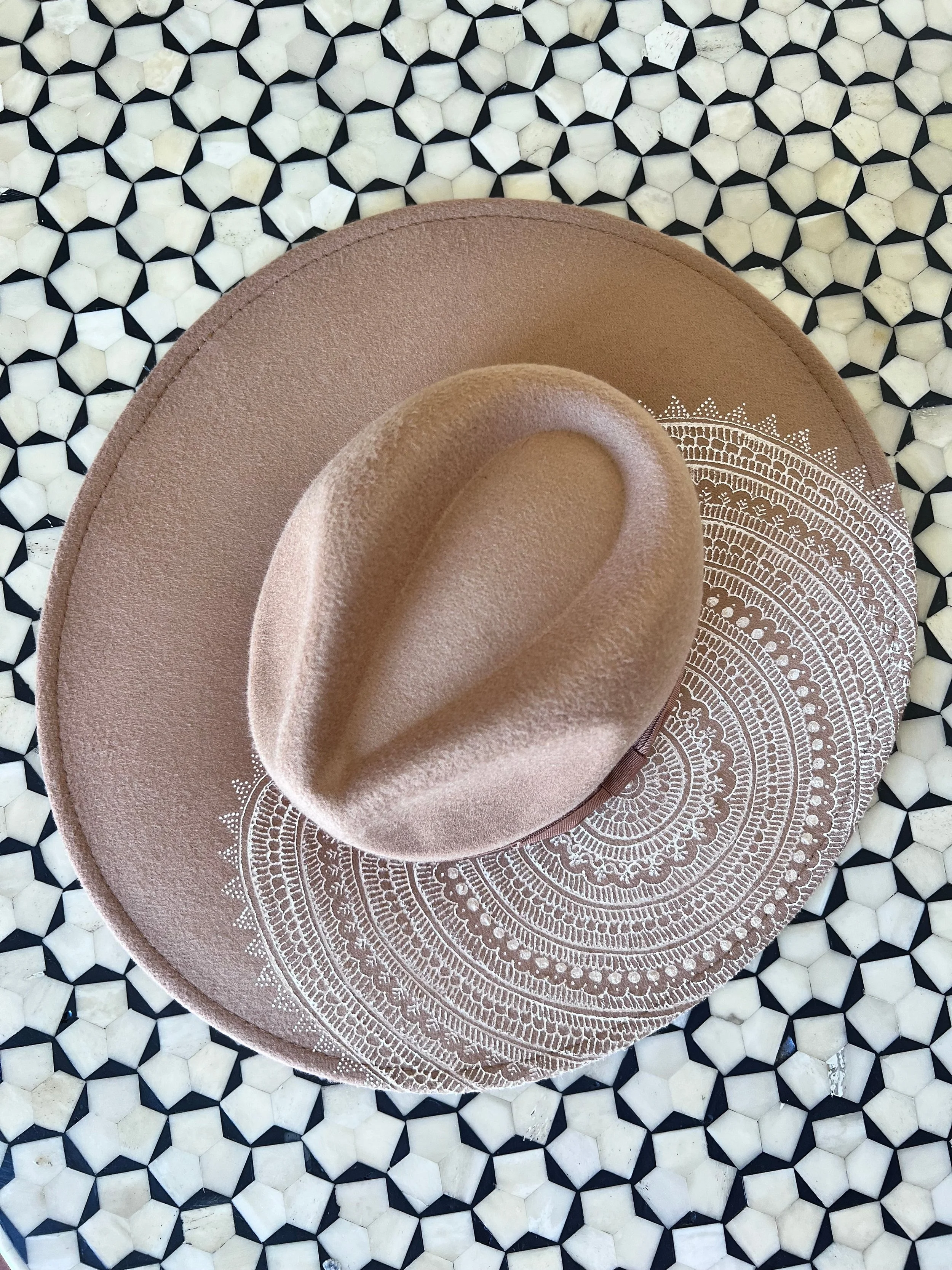 Sip &amp; Shop: Neha Assar