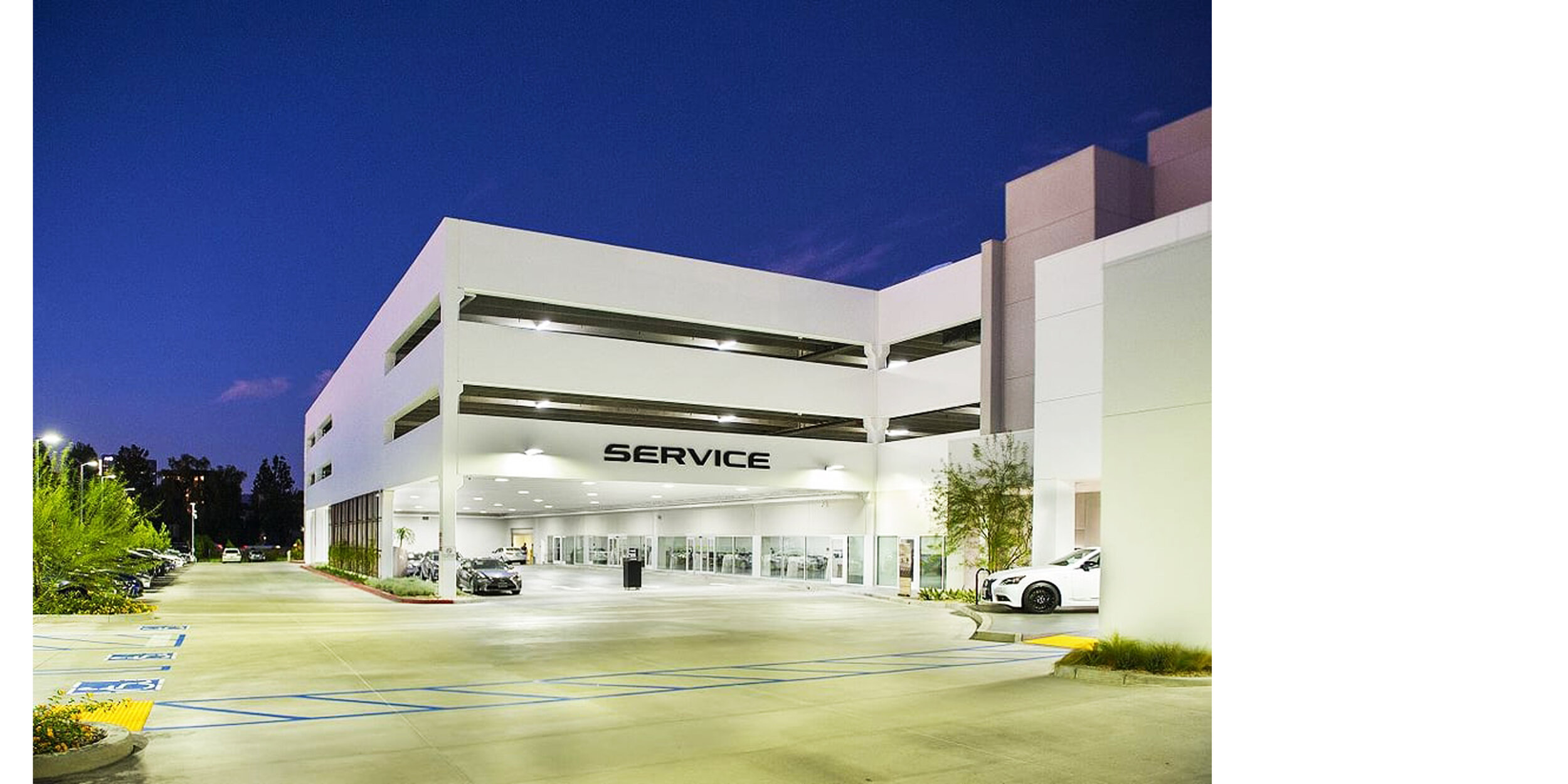 Automotive (Lexus Of Woodland Hills) — AHT Architects