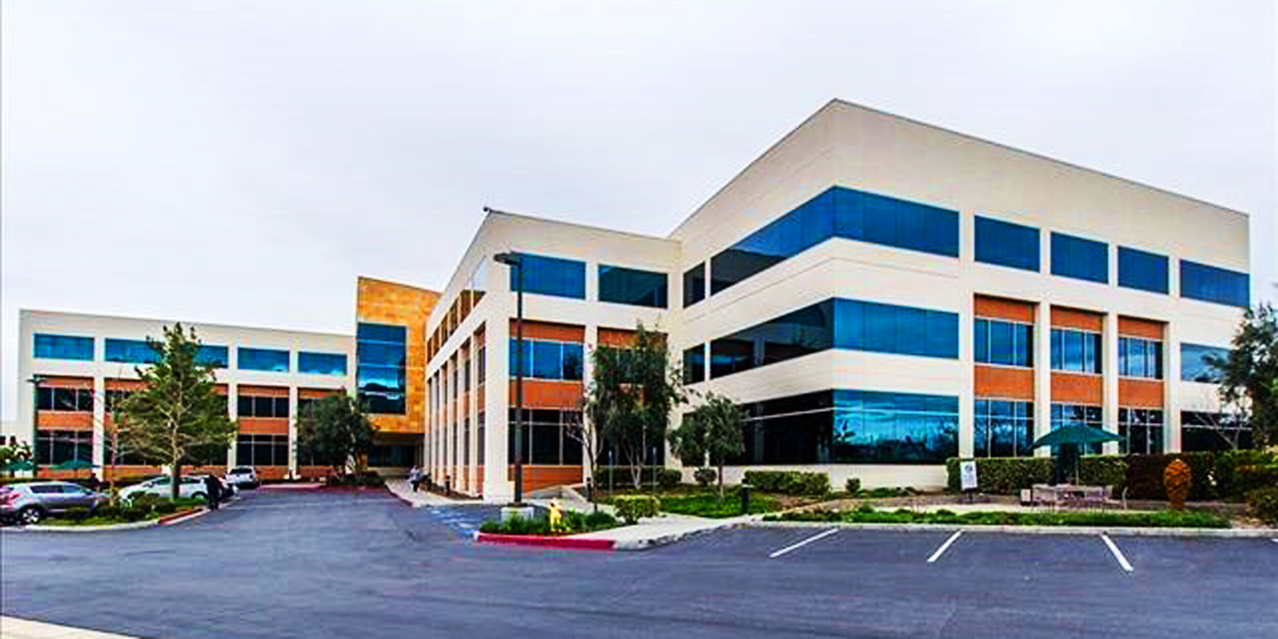 Office/Retail (Westlake Landmark) — AHT Architects