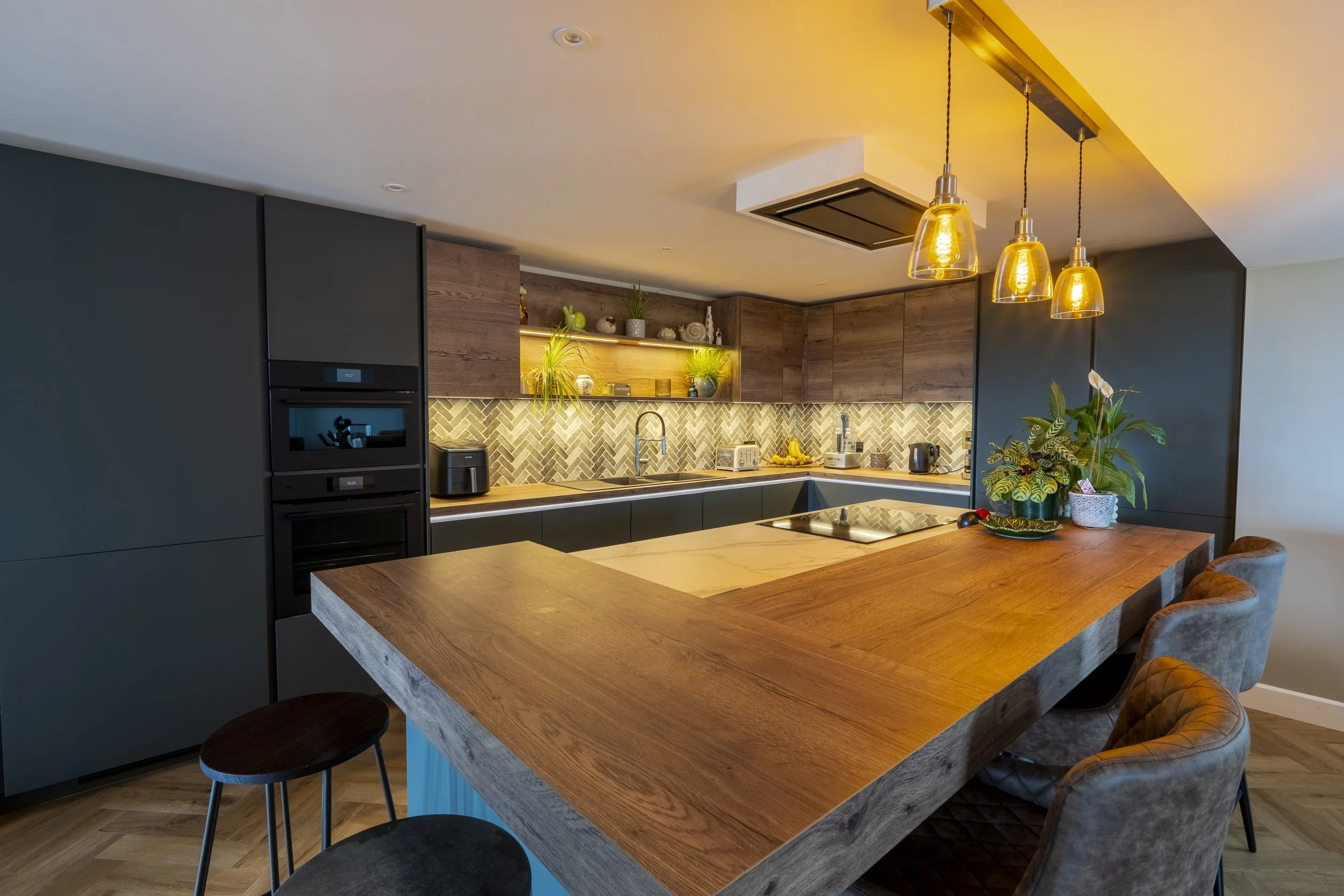 cwtch haus 26-06 web.jpg