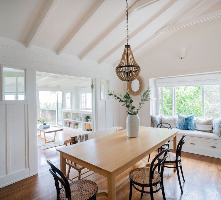 So much character and natural light in our Santa Barbara project. 
📸@jessicabodasphotography 
.
.
.
#santabarbara 
#santabarbarainteriordesign 
#customfurniture 
#whiteoakfurniture