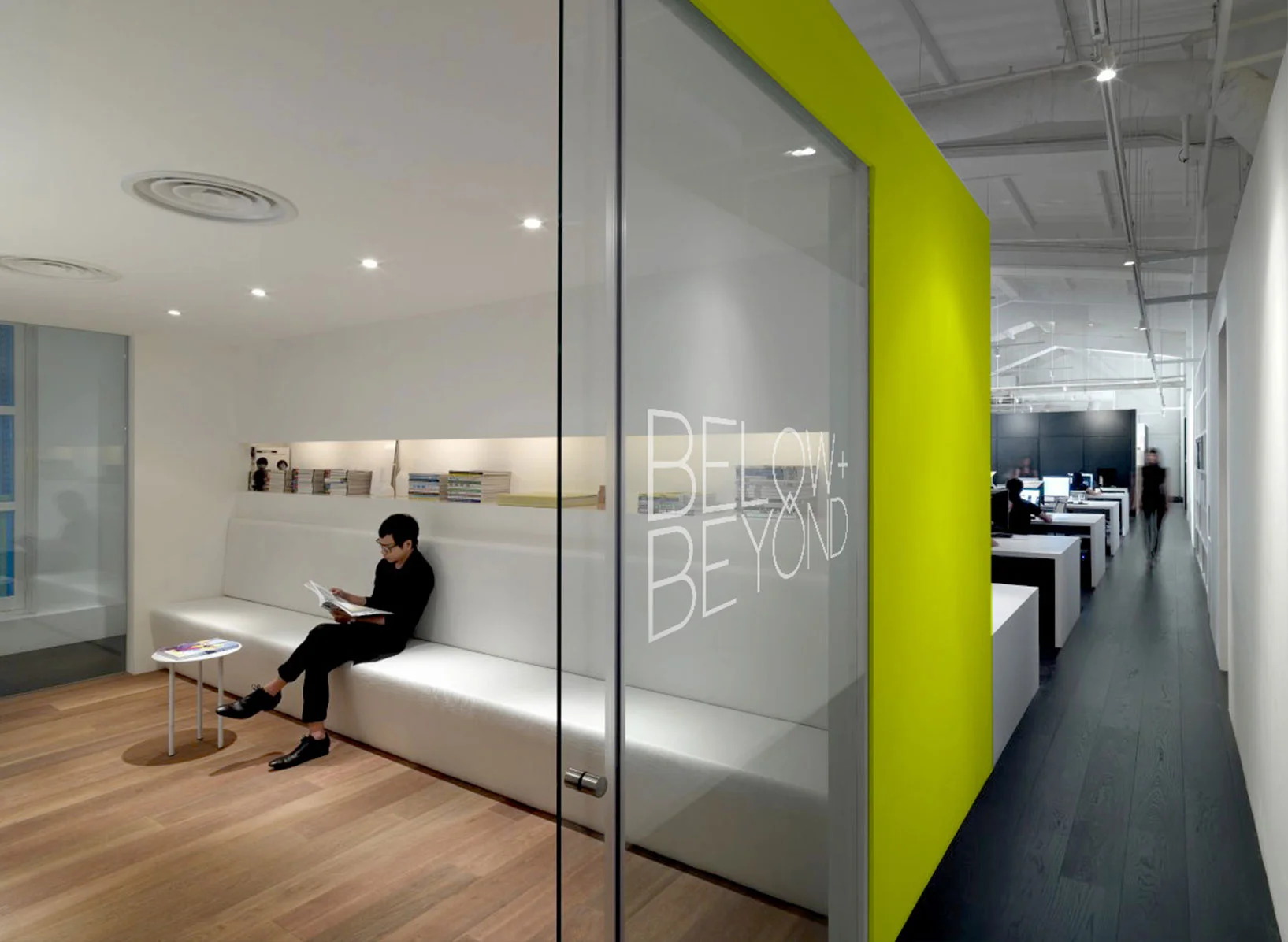 06_below_03.jpg