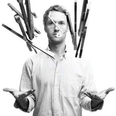 Breaking Screens- US Premier