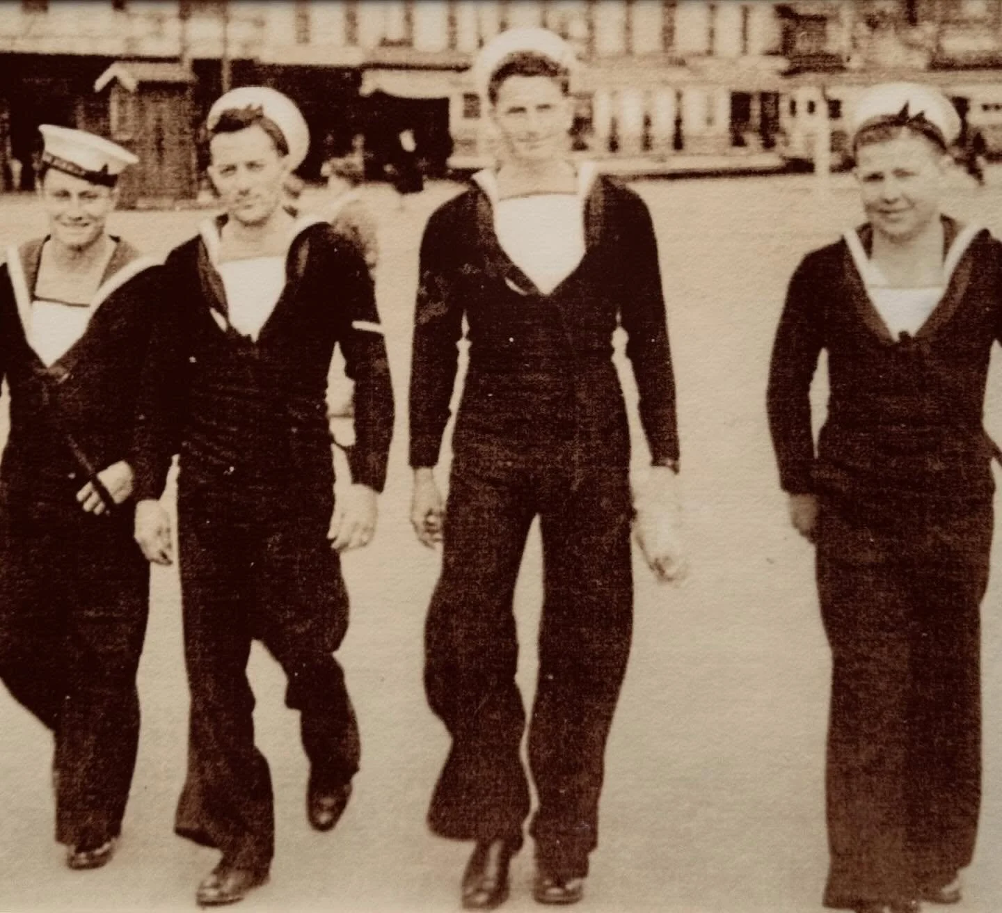 ❤️ LEST WE FORGET ❤️
.
This is my Dad ( tall one in the middle )
Naval Seaman, Charlie Brown.
 A young man far too young  to be fighting for our country,with his mates and all who fought and continue to fight for their own lives.
senseless😢 wars😢.
