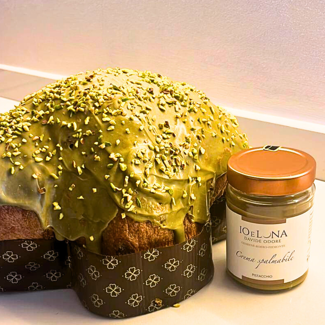 Colomba glassata al pistacchio con crema spalmabile al pistacchio